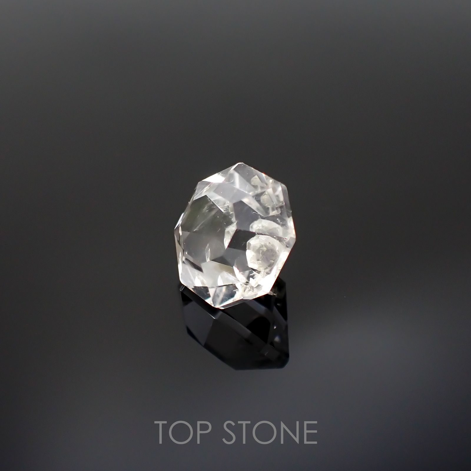 ◇オクタゴンカット◇フローライトインクォーツ マダガスカル産 5.88ct[220515710]11x10.9mm前後