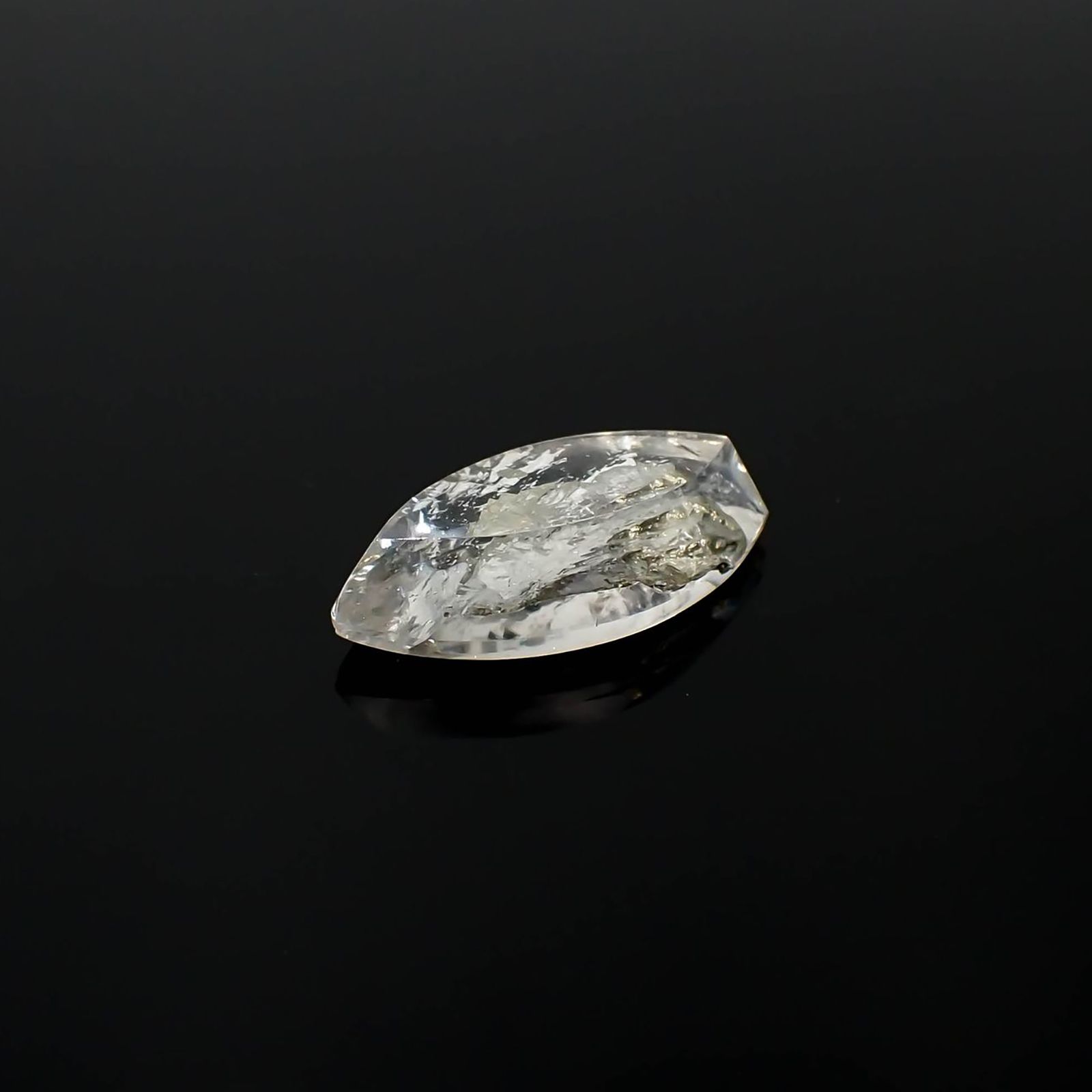 パイライトインクォーツ ブラジル産 8.59ct[240225918]21.3x9.7mm前後