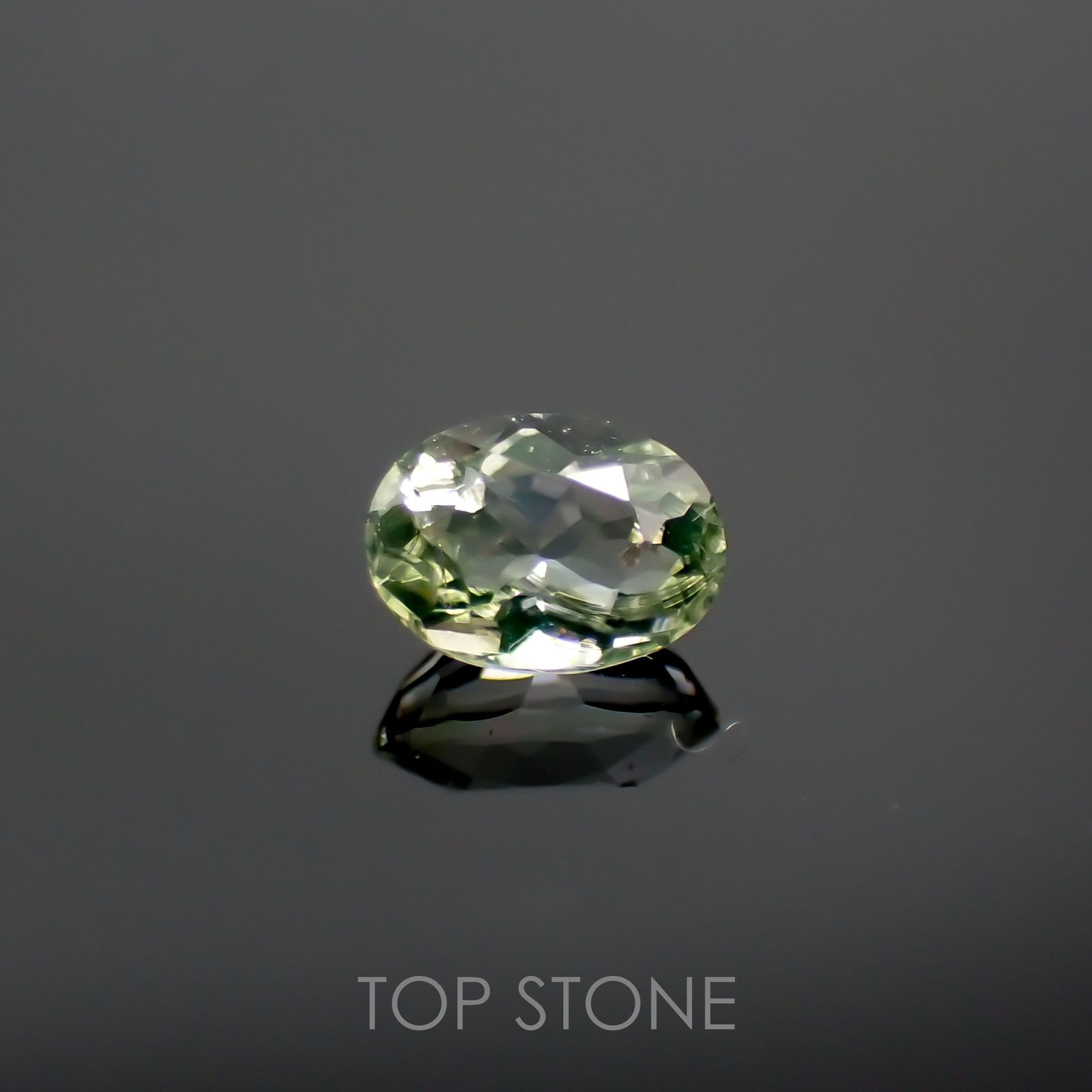 ハイアライトオパール(宝石名オパール) メキシコ産 0.149ct ソ付(彩珠)[210711159]4.1×2.9mm前後
