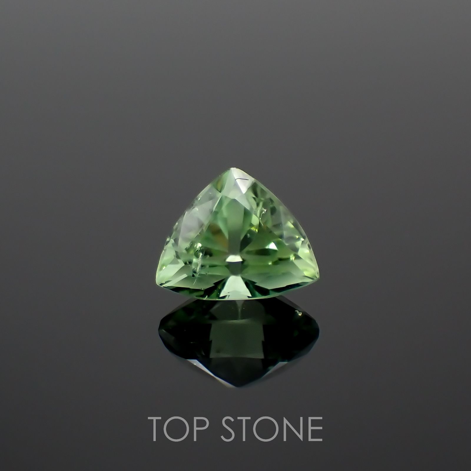 ミントトルマリン(宝石名トルマリン)アフガニスタン産 0.83ct 識別済[230320977]5.4x6.5mm前後