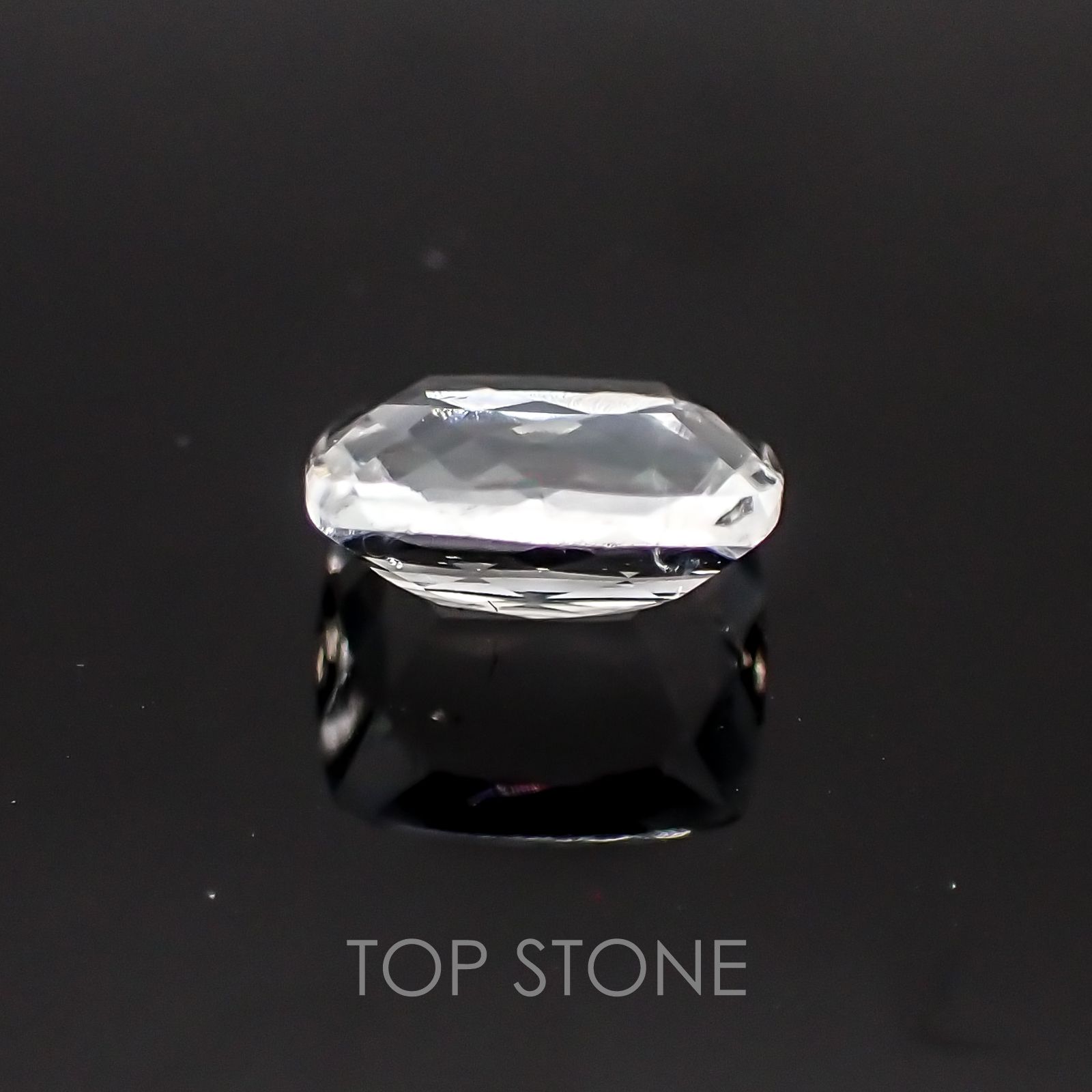 ハイアライトオパール メキシコ産 ルース 1.29ct[20118246]8.2×7.1mm前後