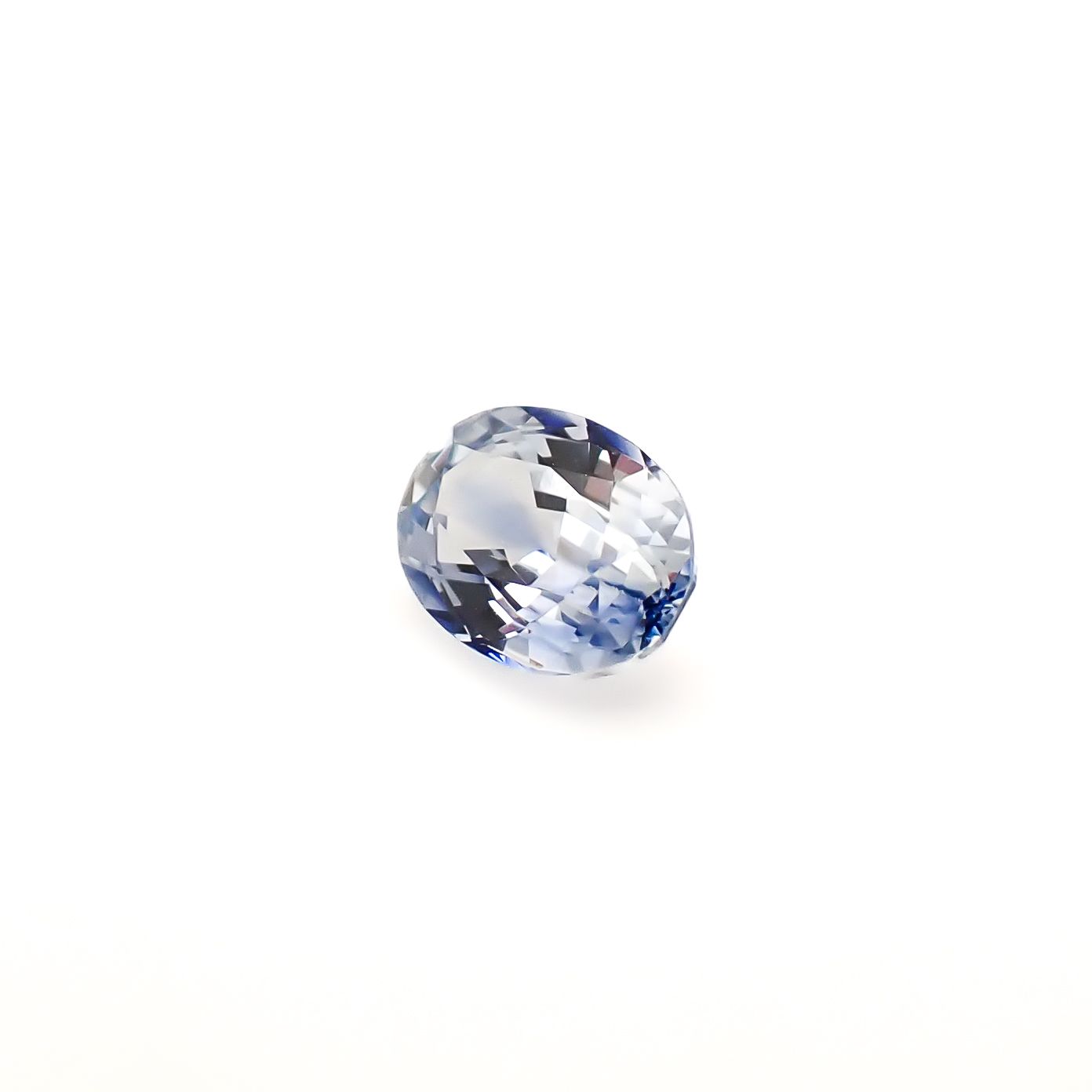アイスブルーサファイア スリランカ/マダガスカル産 0.64ct / 5.9x4.1mm前後 [260732591]