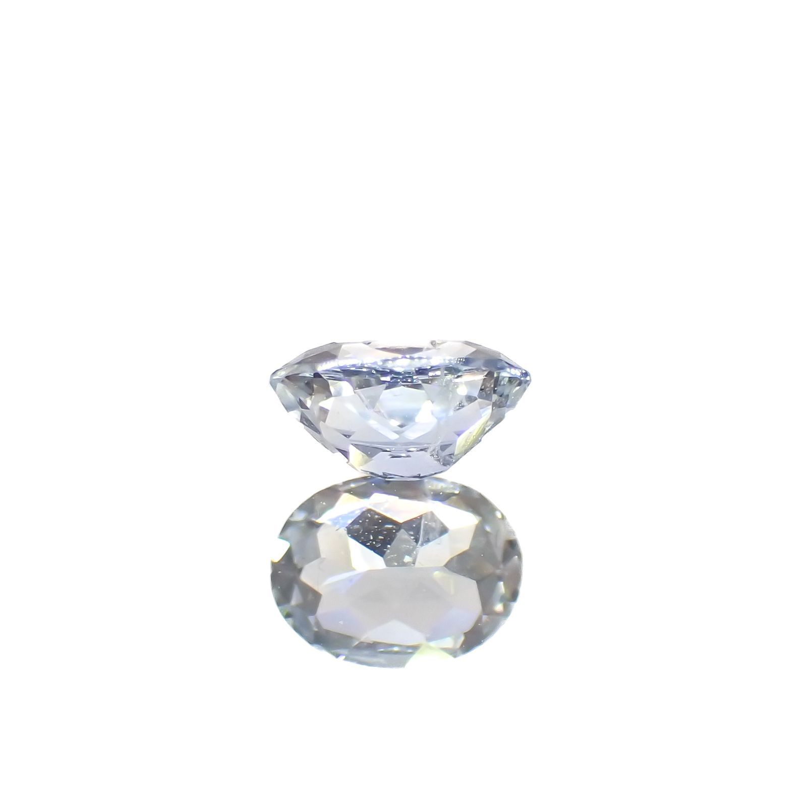 ジェレメジェバイト(宝石名エレメジェバイト)ナミビア産 0.37ct 識別済[220616311]5.2x3.9mm前後