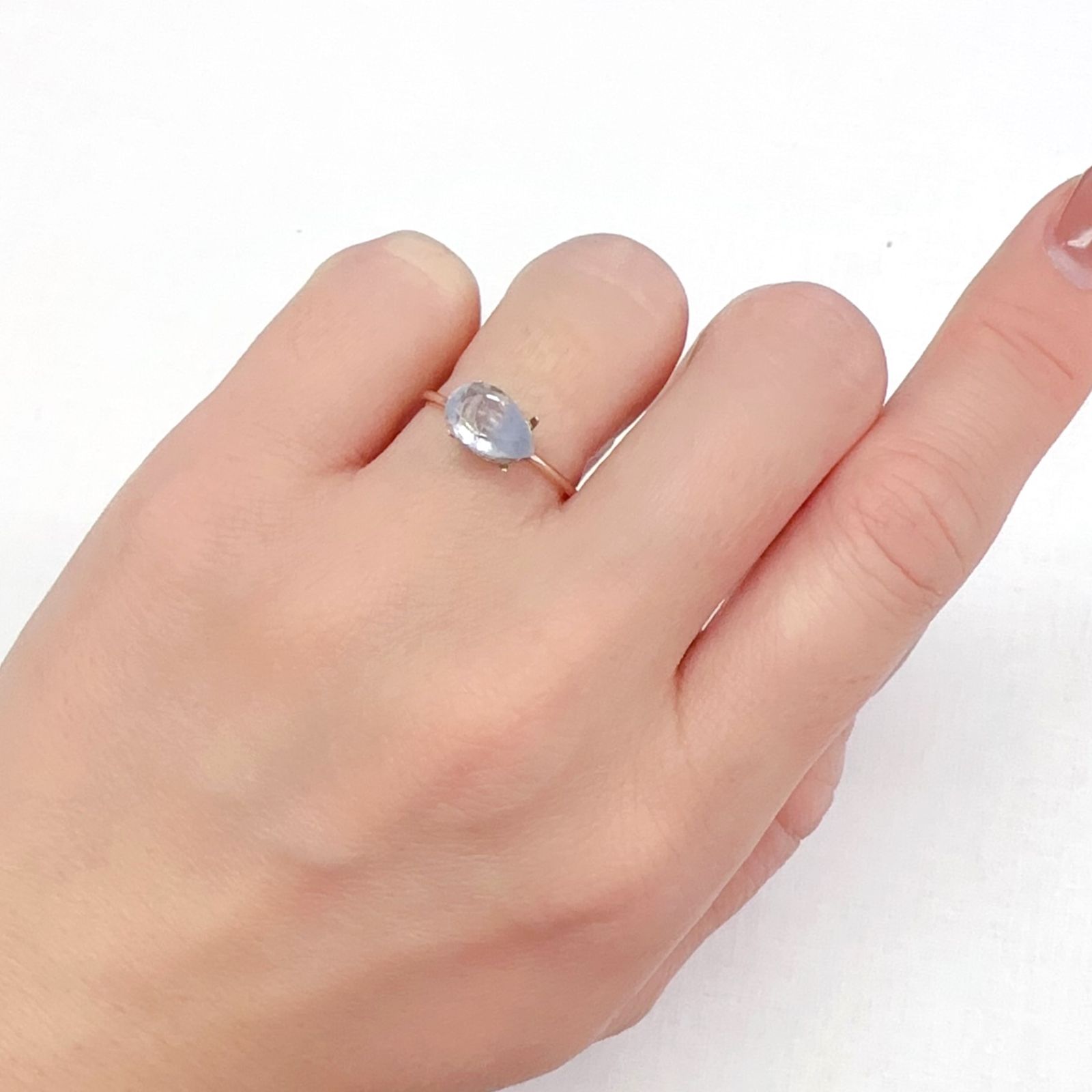デュモルチェライトインクォーツ ブラジル産 1.22ct[240125652]9x6mm前後