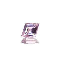 ◇カスタムカット◇カラーシフト ピンクダイアスポア アフガニスタン産 0.74ct[240326992]7.7x5.9mm前後