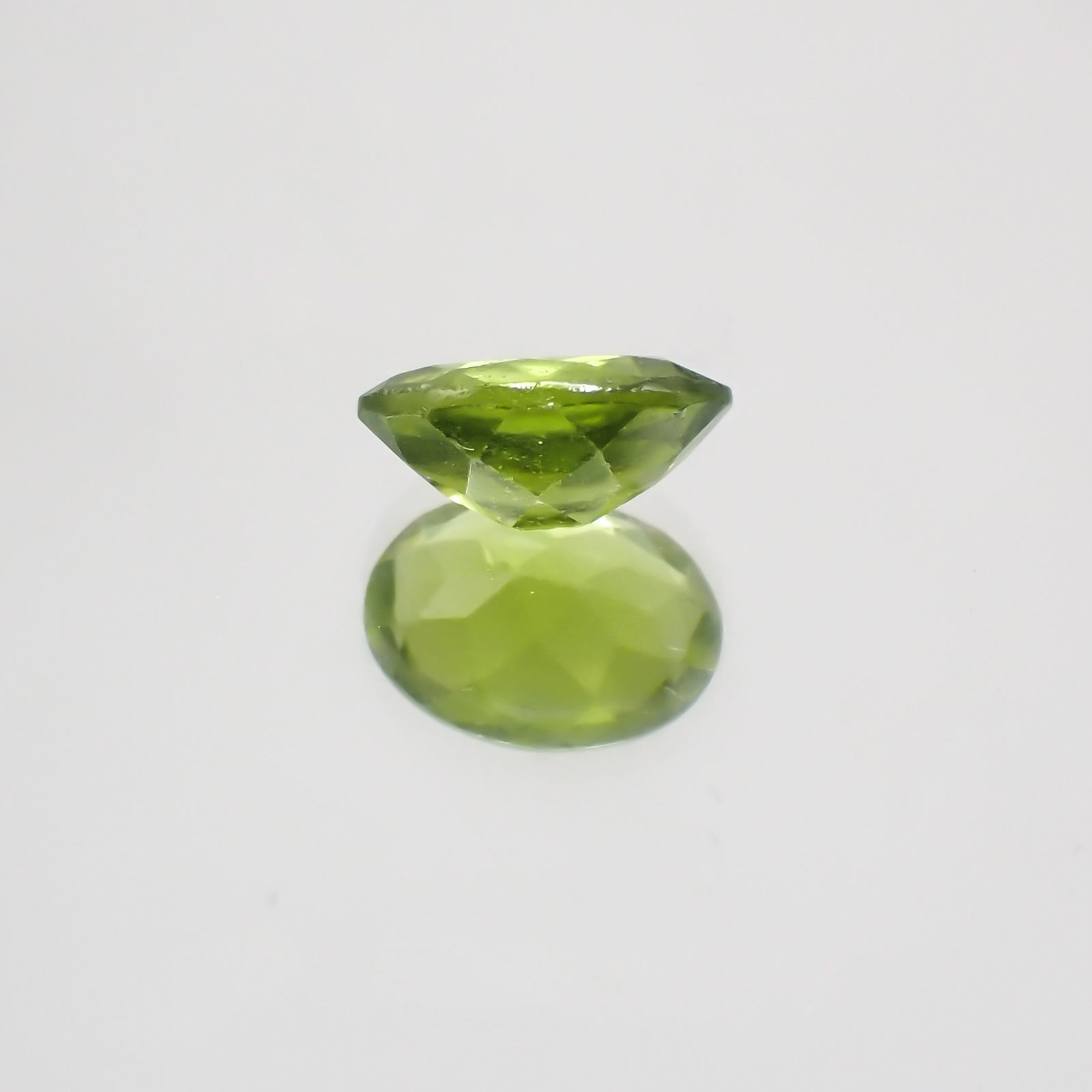 アイドクレース(宝石名アイドクレース) ケニア産 1.26ct 識別済[21039947]7.9×6mm前後