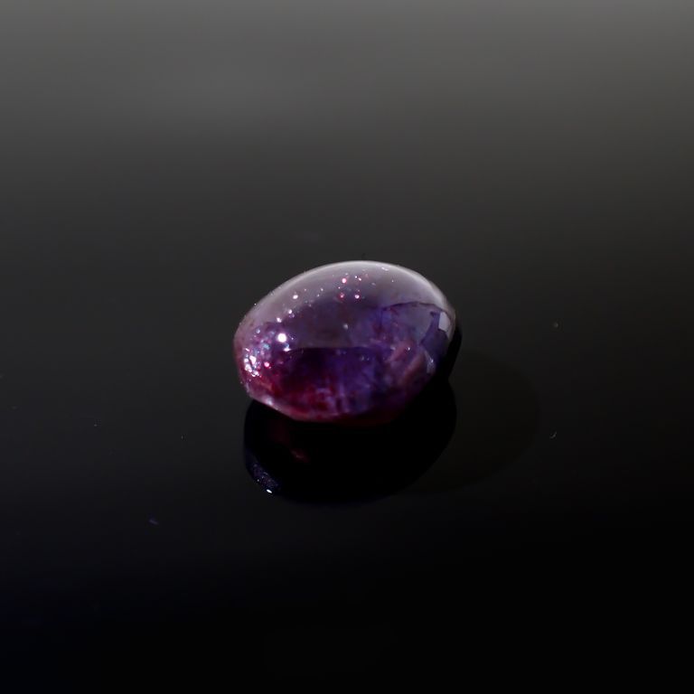 ブラッドショットアイオライトキャッツアイ(宝石名コーディエライト・キャッツアイ)インド産 5.012ct ソ付(彩珠)[221119074]12.1x9.8mm前後