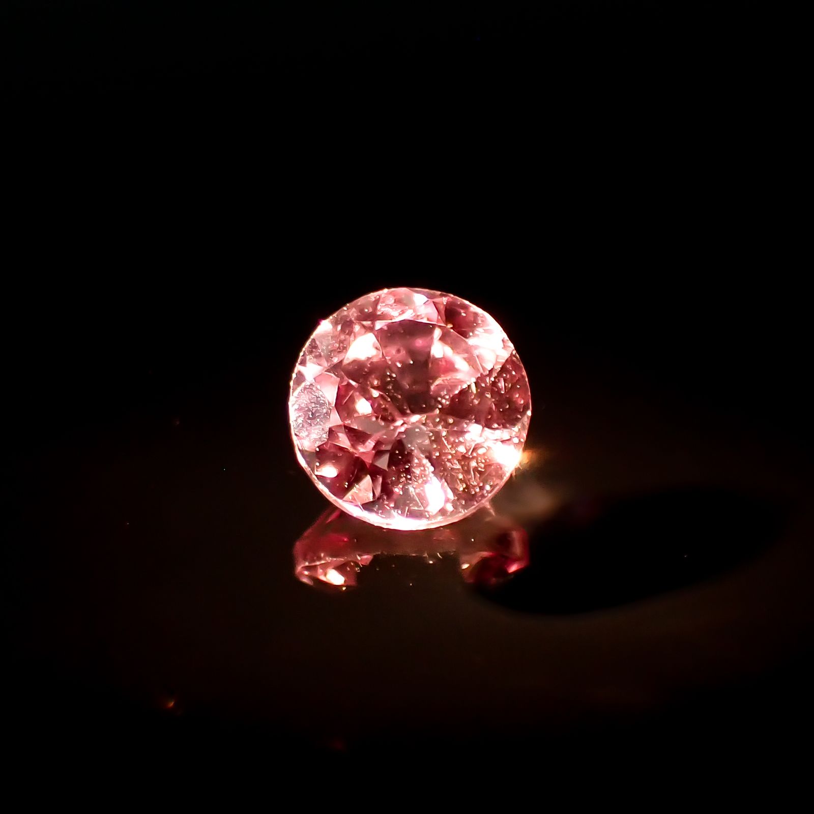 ドラゴンガーネット タンザニア産 0.33ct[230421447]4x4mm前後