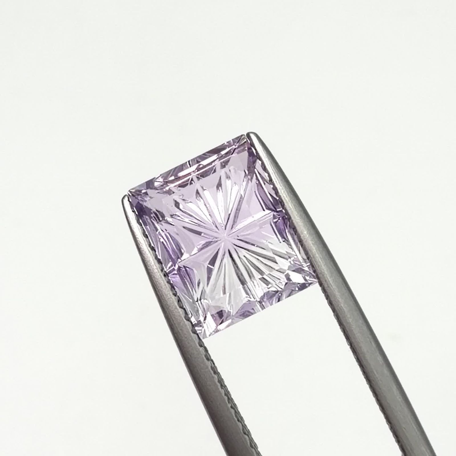 ◇甲州貴石切子Plus Three◇アワーグラスアメジスト モロッコ産 2.98ct