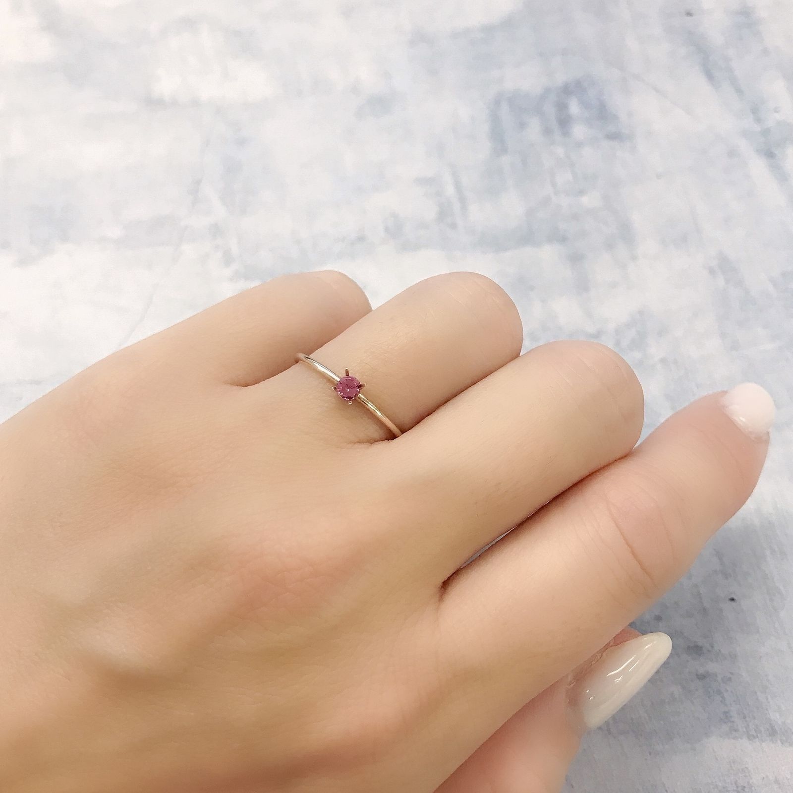 ホットピンクスピネル(宝石名ピンク・スピネル)タンザニア産 0.11ct 識別済[220616598]2.9x2.9mm前後