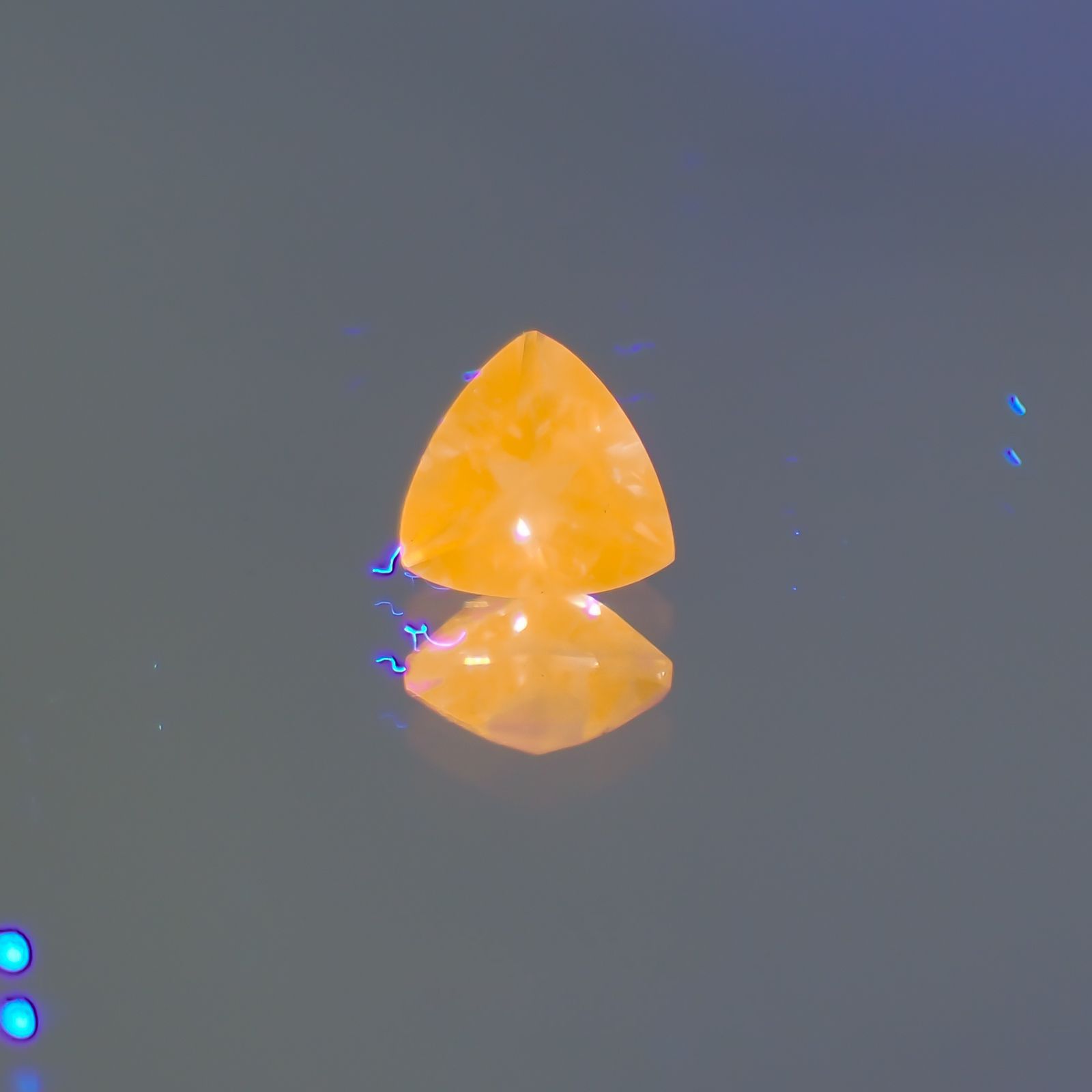 アウイナイト ドイツ産 ルース 0.17ct[210210030]3.7×3.7mm前後