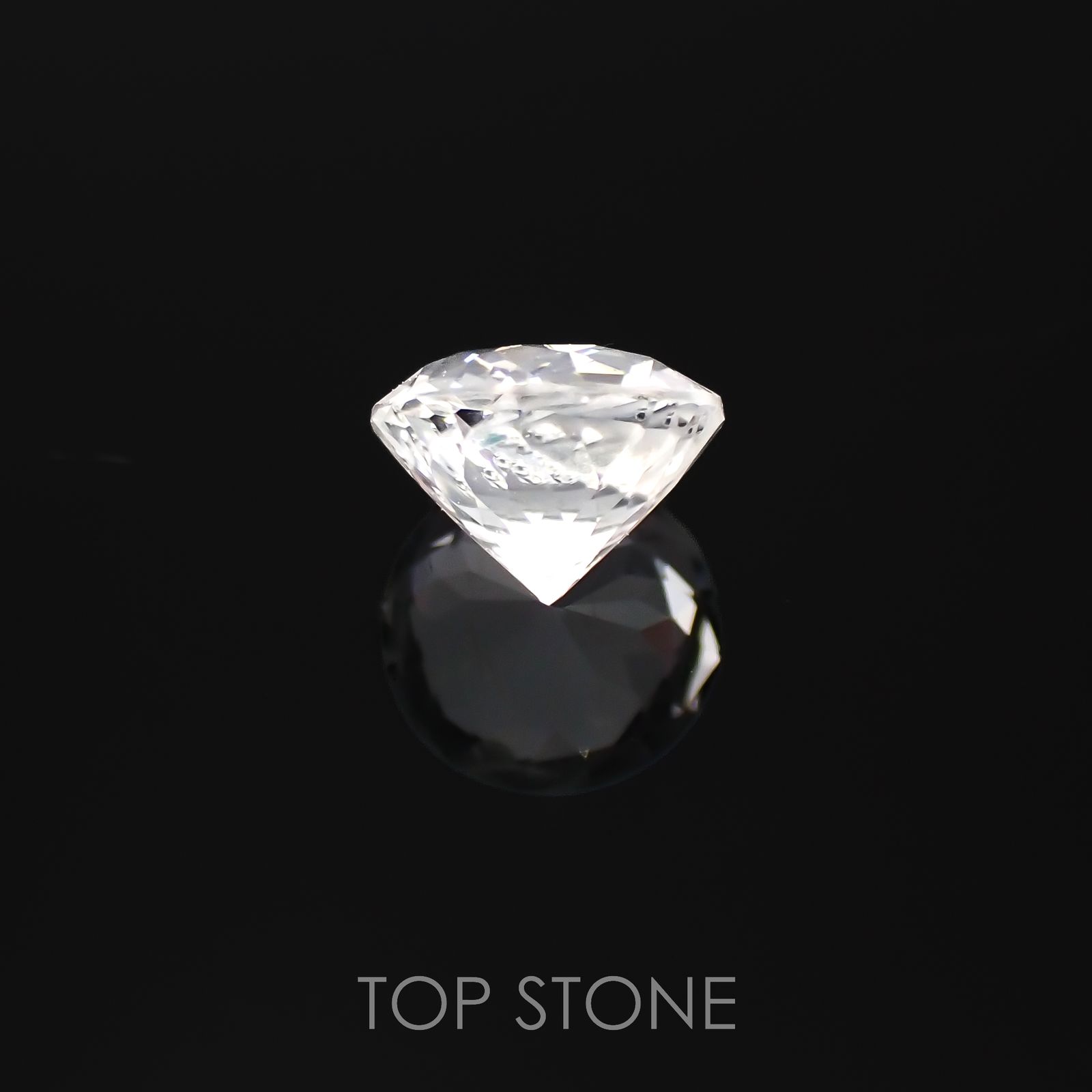 ゴッシェナイト ブラジル・ミナスジェライス州産 0.33ct[220917740]4.5x4.5mm前後