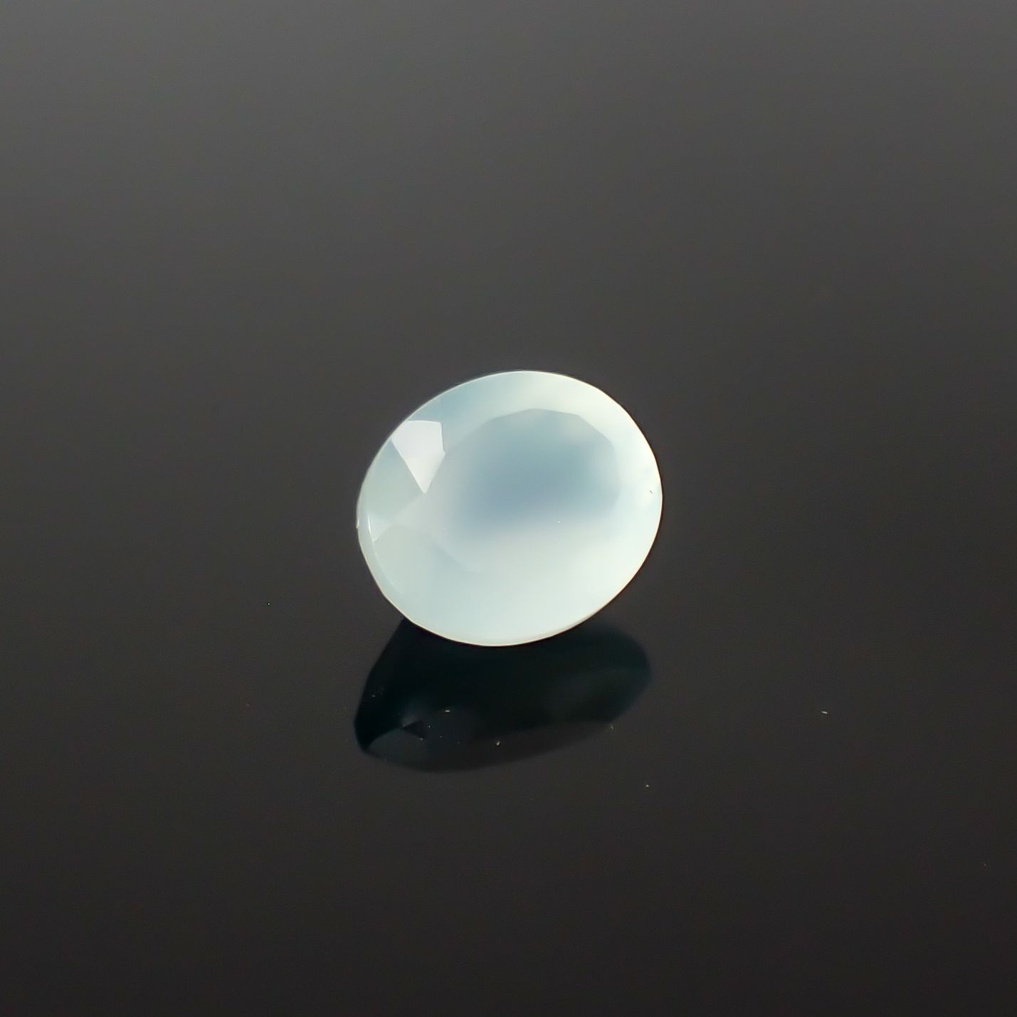 アクアプレーズ 南アフリカ産 3.73ct / 11.1x9mm前後 [260432014]