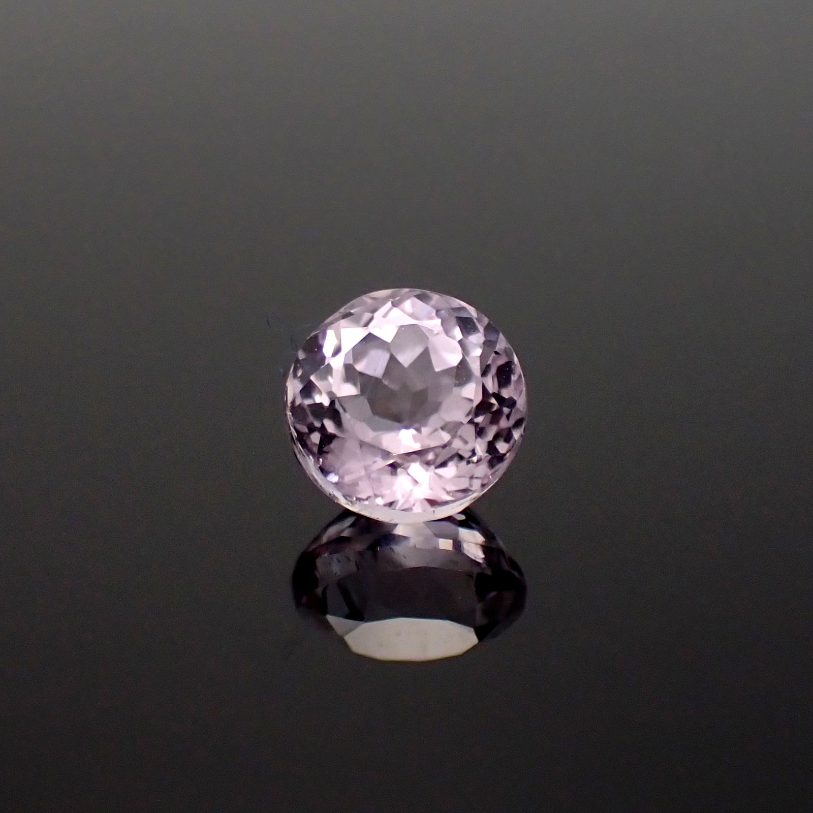 クンツァイト アフガニスタン産 1.13ct[231224773]6.1x6.1mm前後