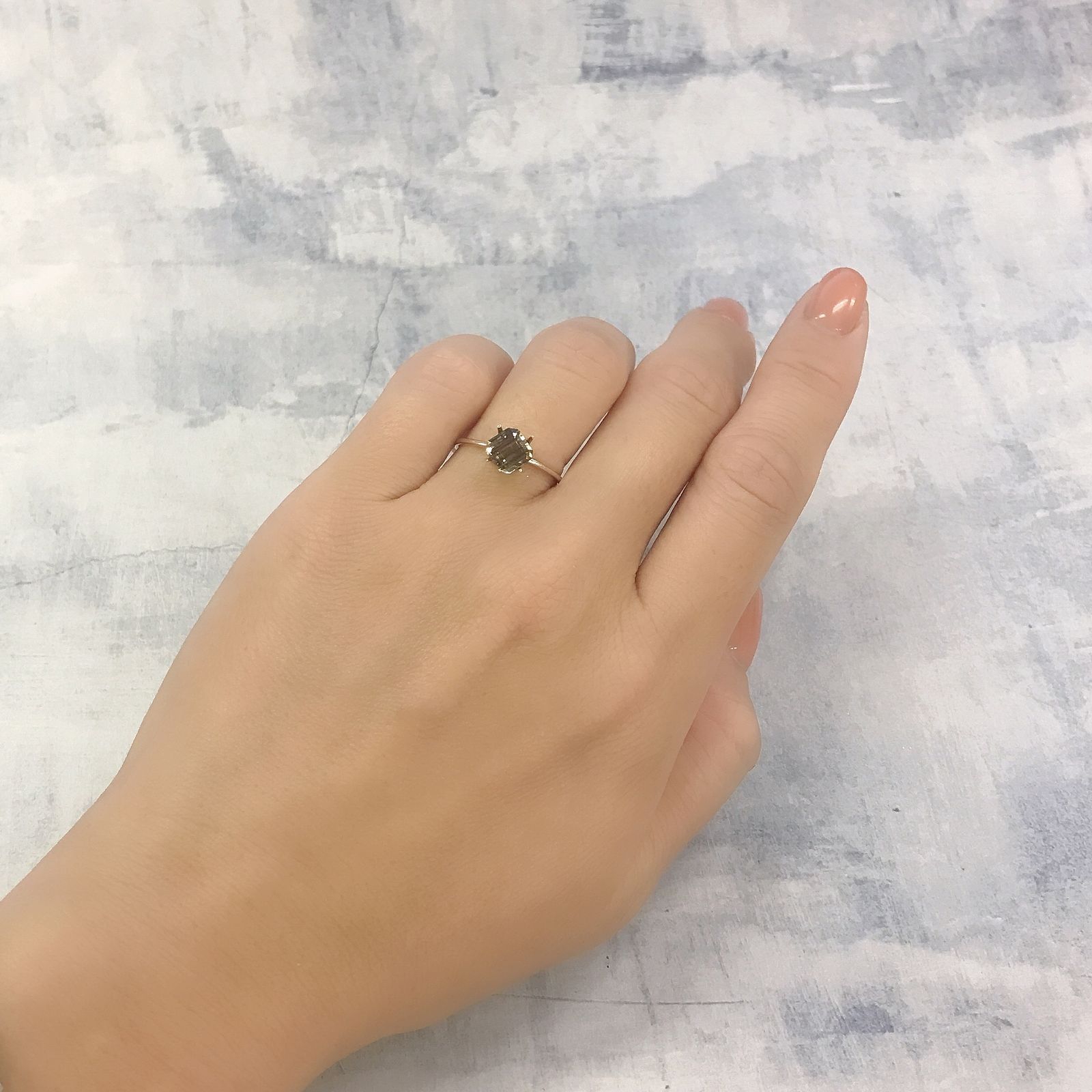 レインボースキャポライト ブラジル産 0.97ct[220817525]6x6mm前後