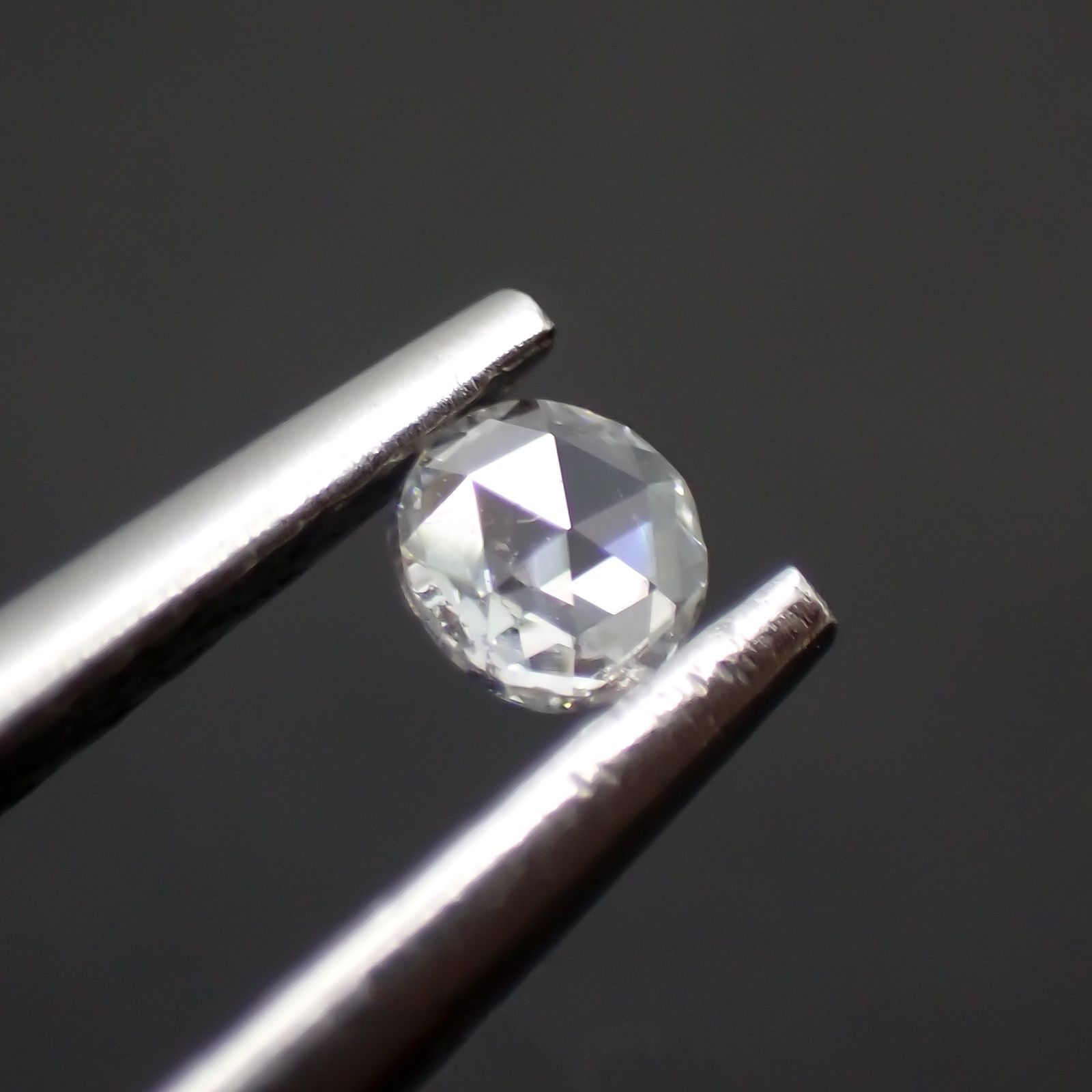 ◇ローズカット◇ダイヤモンド SI-VS/D-G(宝石名ダイアモンド) 0.052ct 識別済[220114717]2.4x2.4mm前後