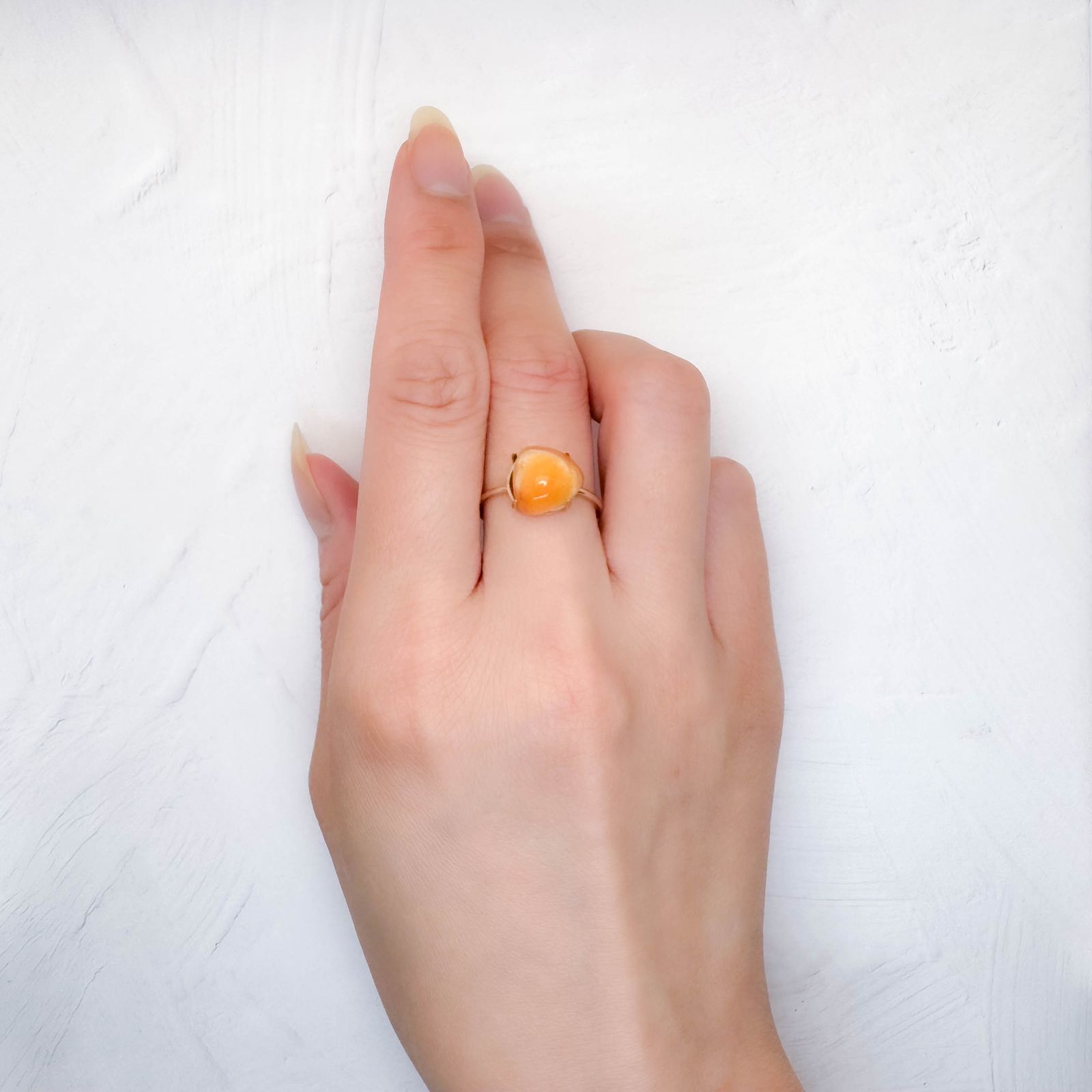 北海道オパール 北海道河東郡鹿追町然別産 3.35ct [250830950]10.3x10.6mm前後