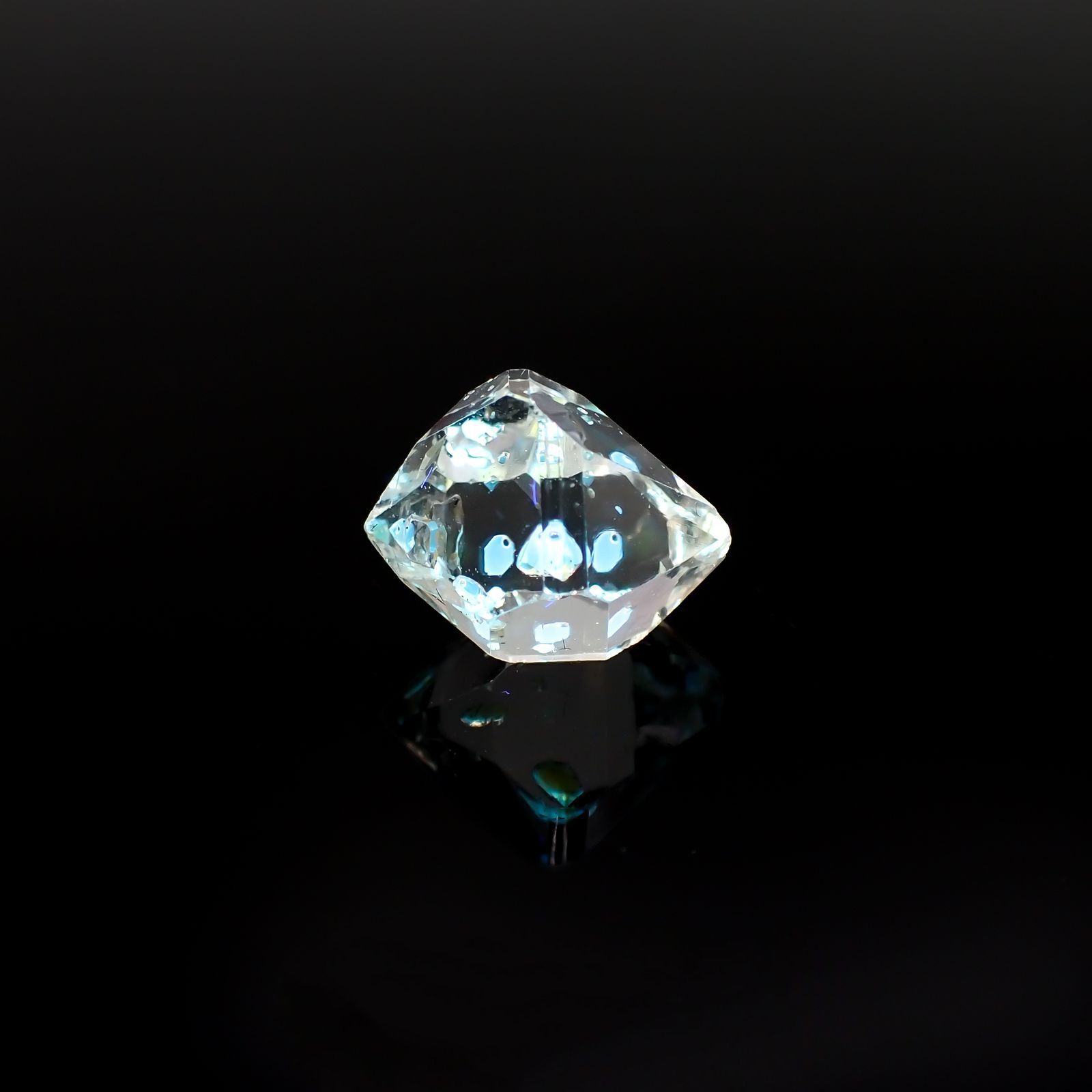 オイルインクォーツ 原石 パキスタン産 4.56ct [220917863]12.2x9.9mm前後