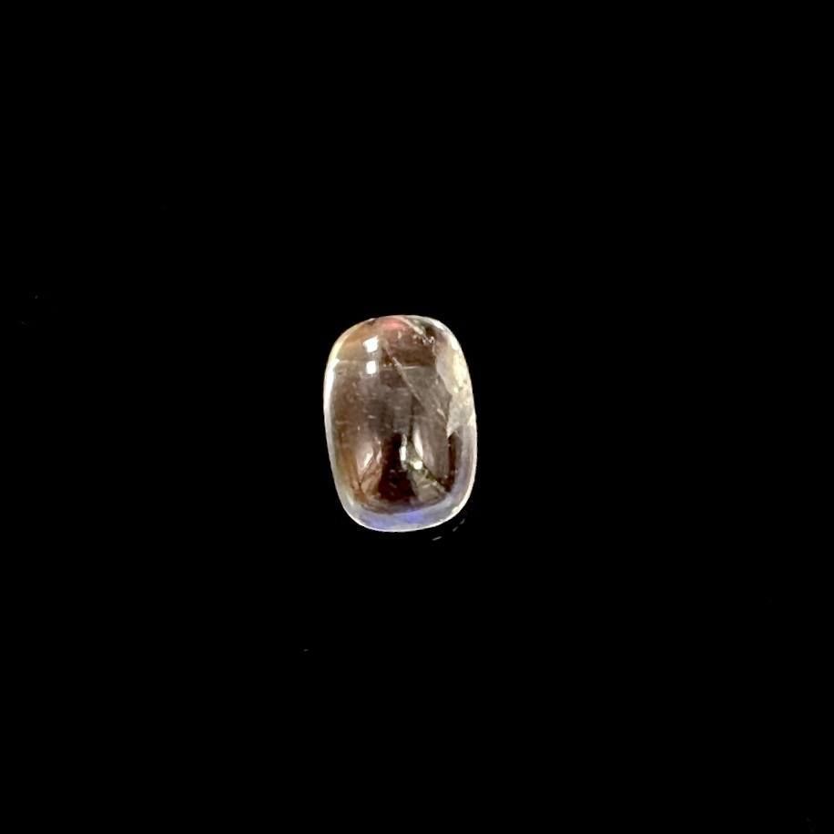 レインボームーンストーン(宝石名アンデシン・ラブラドライト)マダガスカル産 0.94ct 識別済[230522004]7.1x4.8mm前後