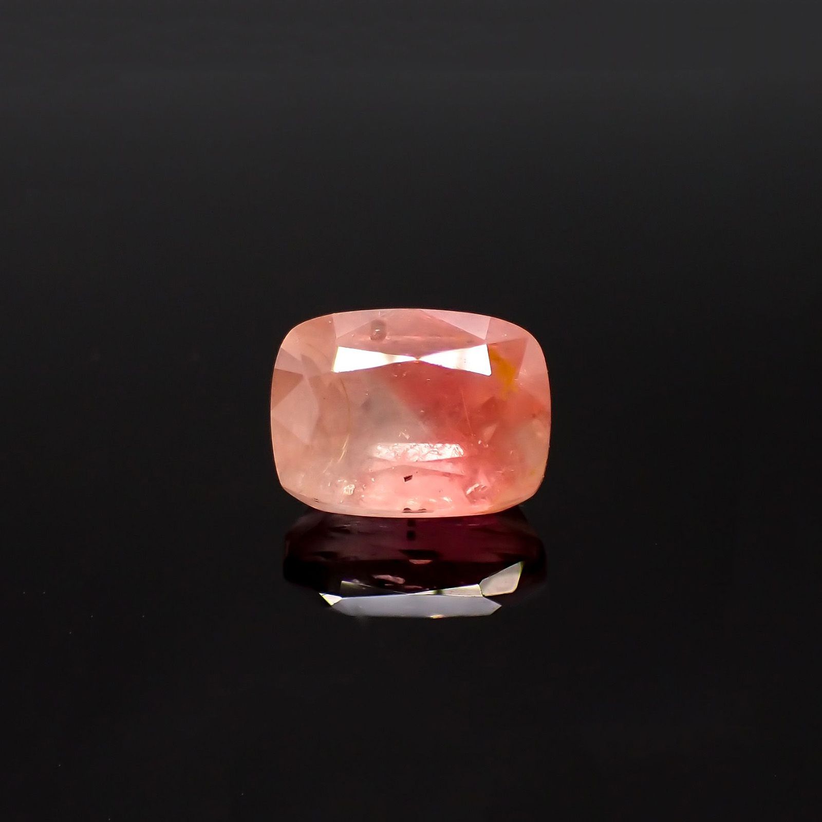 バイカラーピンクユークレース(宝石名バイカラー・ユークレース)ブラジル産 日独鑑付 3.245ct / 9.6x7.1mm前後 [220918078]