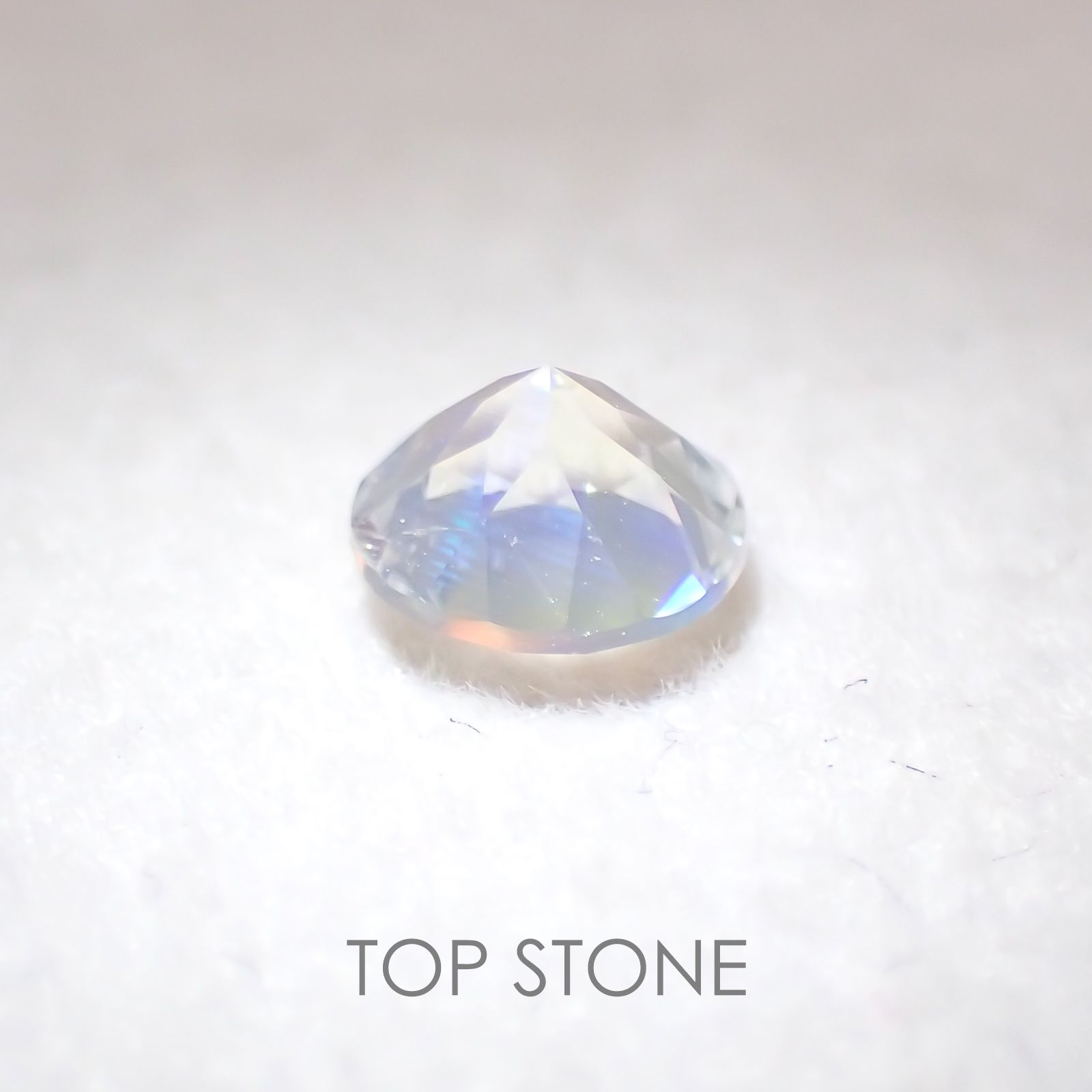 レインボームーンストーン(アンデシンラブラドライト) マダガスカル産 ルース 0.31ct[210310114]4.5×4.5mm前後
