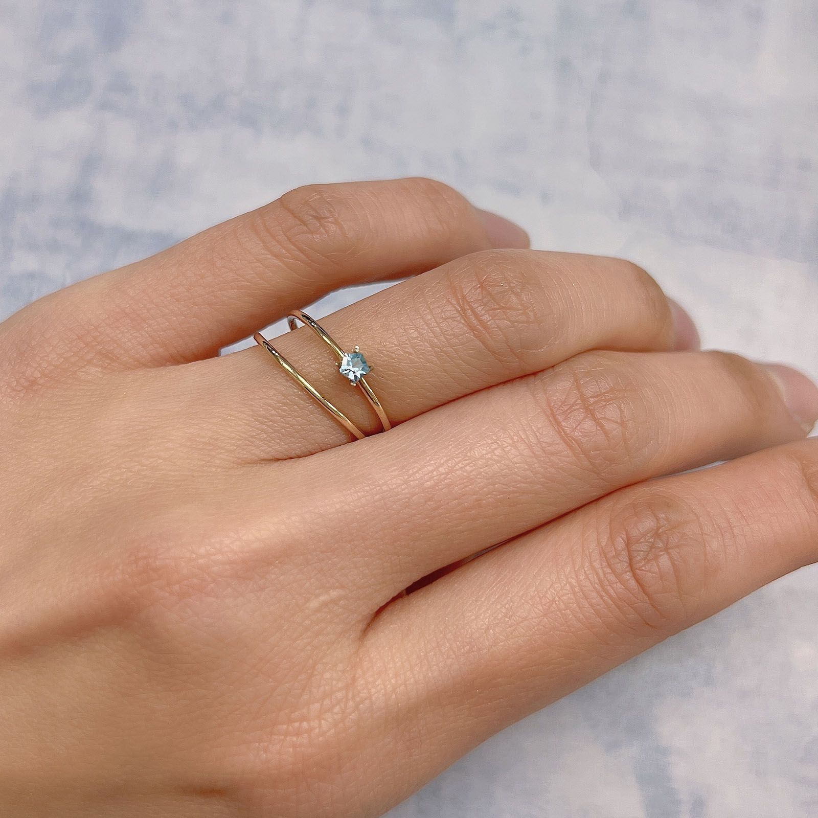 ◇ペンタゴンカット◇スイスブルートパーズ(宝石名ブルー・トパーズ)ブラジル産 0.12ct 識別済[220113907]3x3.1mm前後