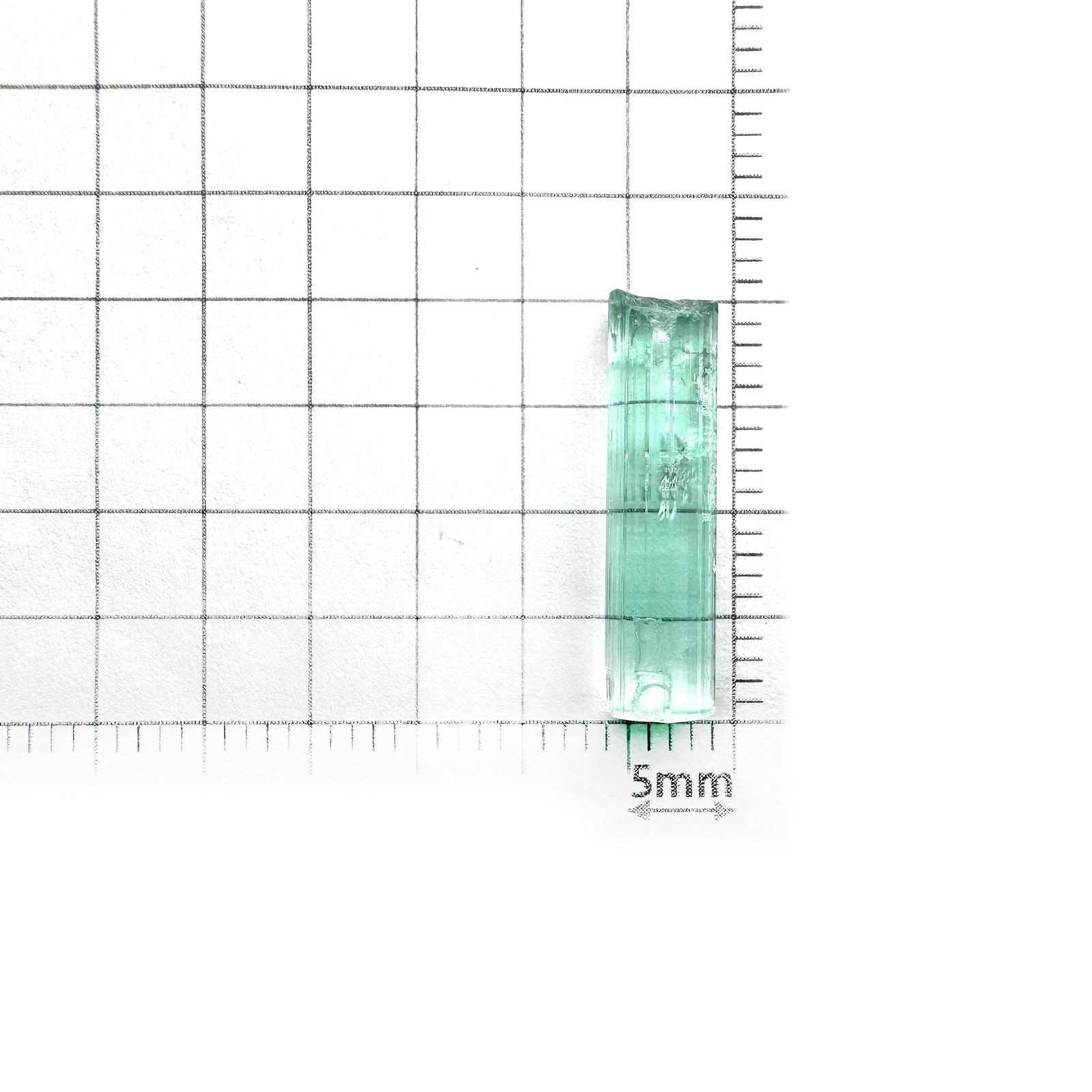 エメラルド柱状結晶 原石 コロンビア産 4.50ct[240427260]19.2x4.9mm前後