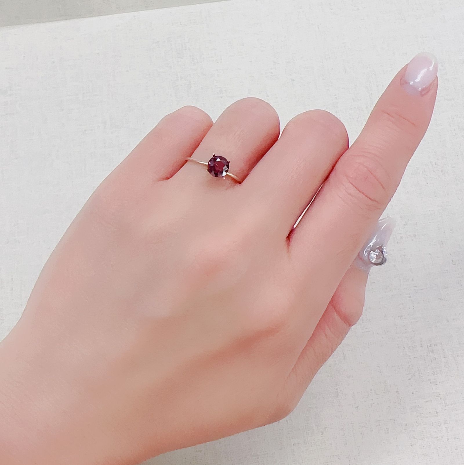 ロードライトガーネット(宝石名ロードライト・ガーネット)ブラジル産 0.94ct 識別済[230421587]5.8x5.7mm前後