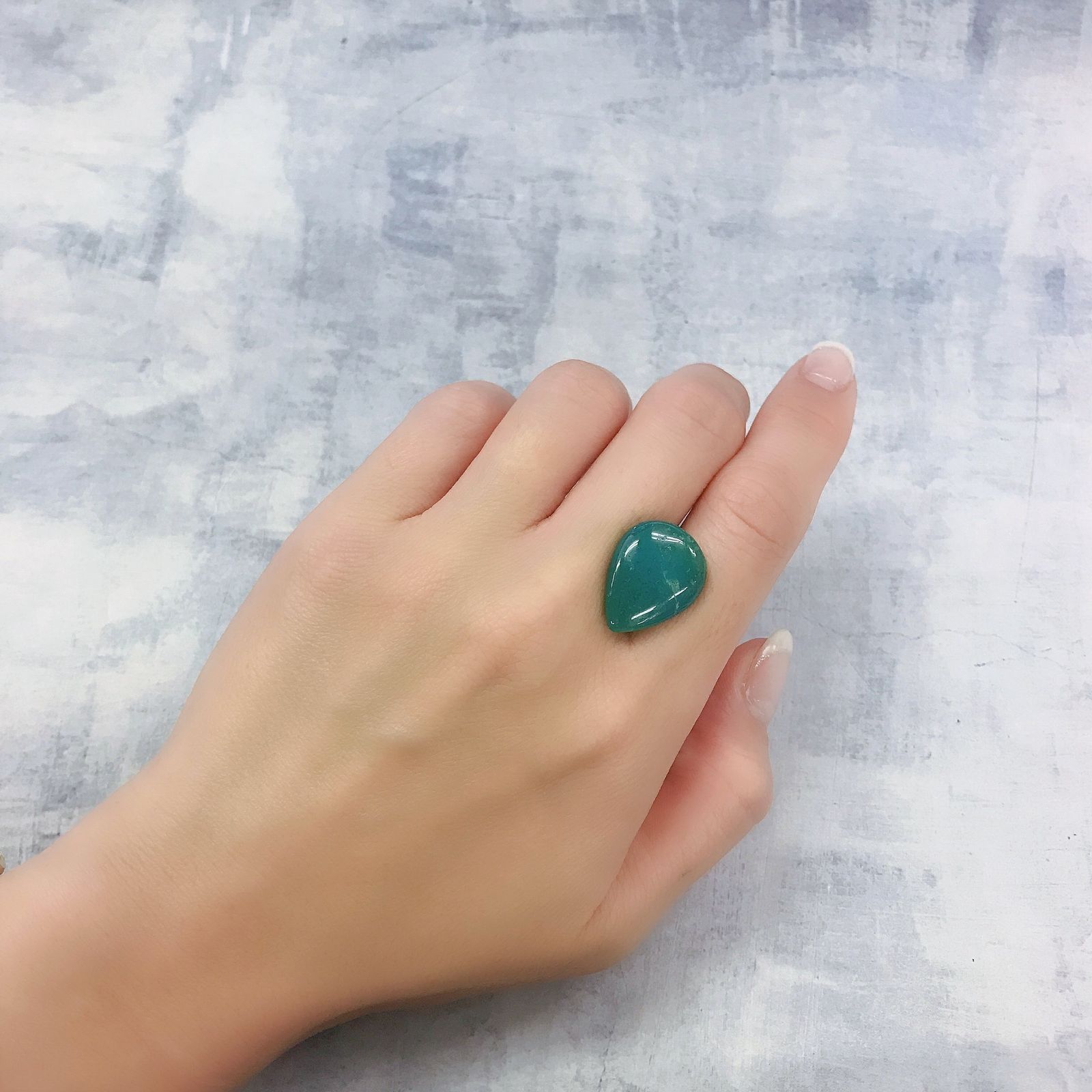 ジェムシリカ ペルー産 10.82ct[220717188]19.4x14.9mm前後