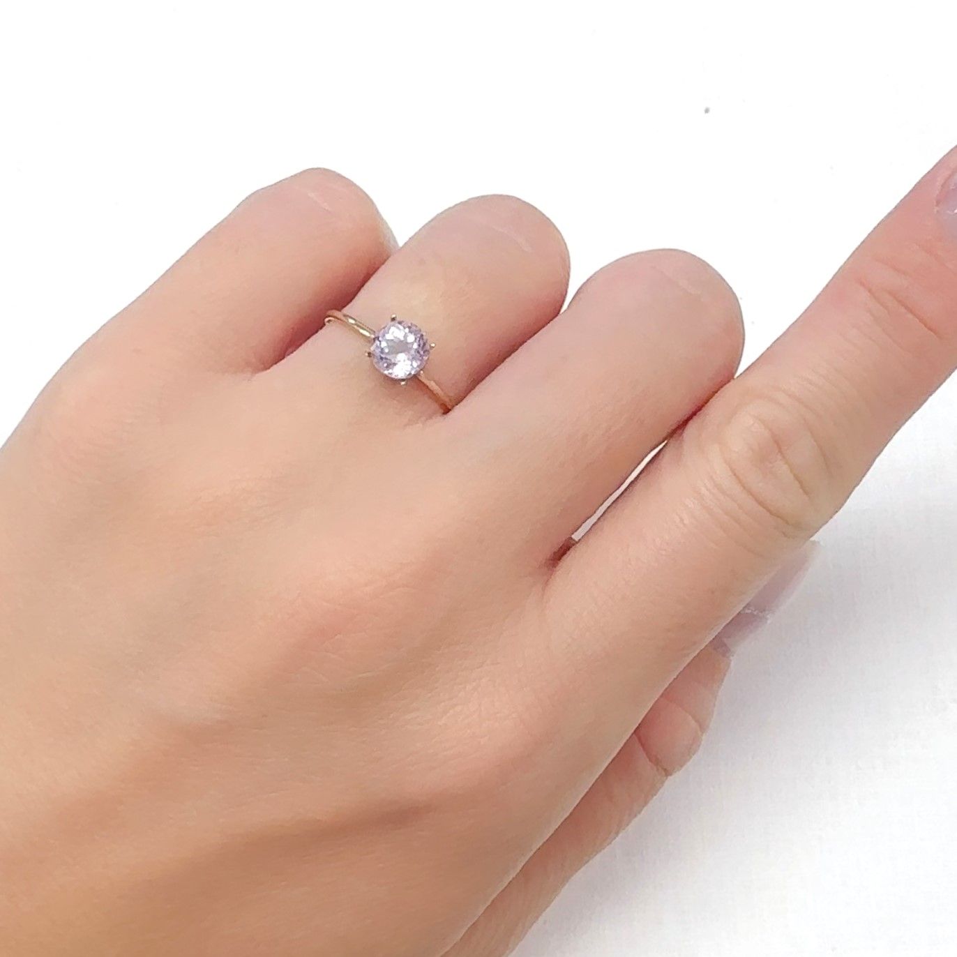クンツァイト アフガニスタン産 1.14ct[231224781]6x6mm前後