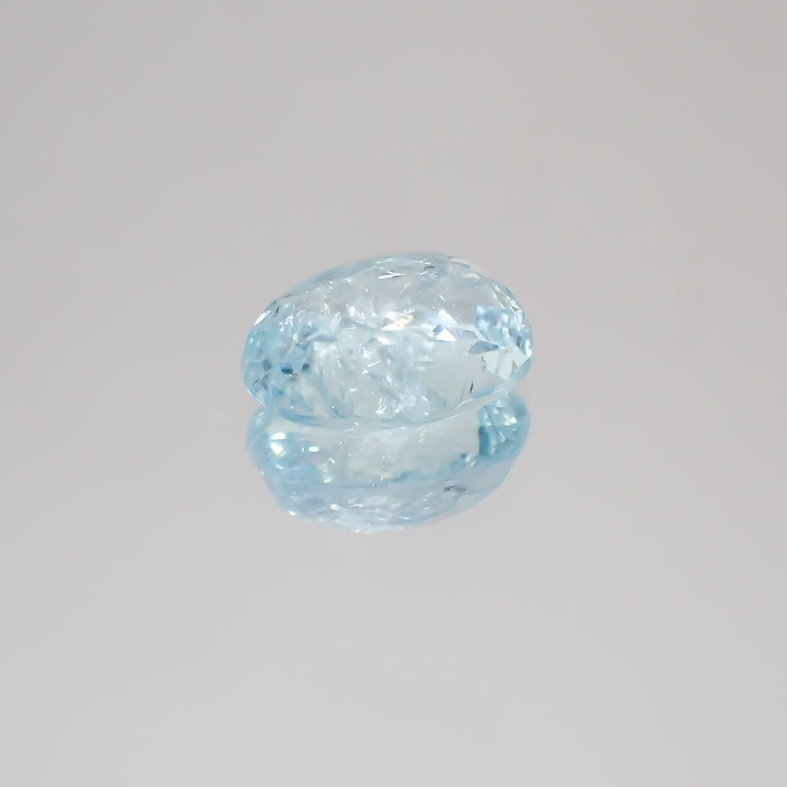 パライバトルマリン(宝石名トルマリン/別名パライバ・トルマリン) モザンビーク産 1.83ct 識別済[21059397]8.6×6.7mm前後