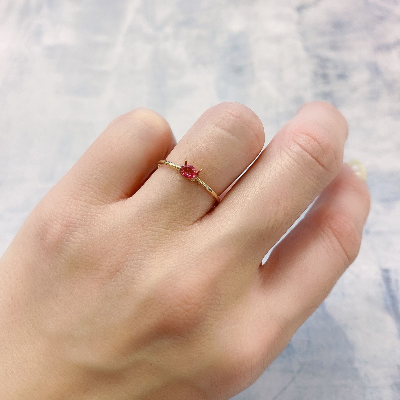 ホットピンクスピネル(宝石名ピンク・スピネル)タンザニア産 0.19ct 識別済[220114134]3.9x3mm前後