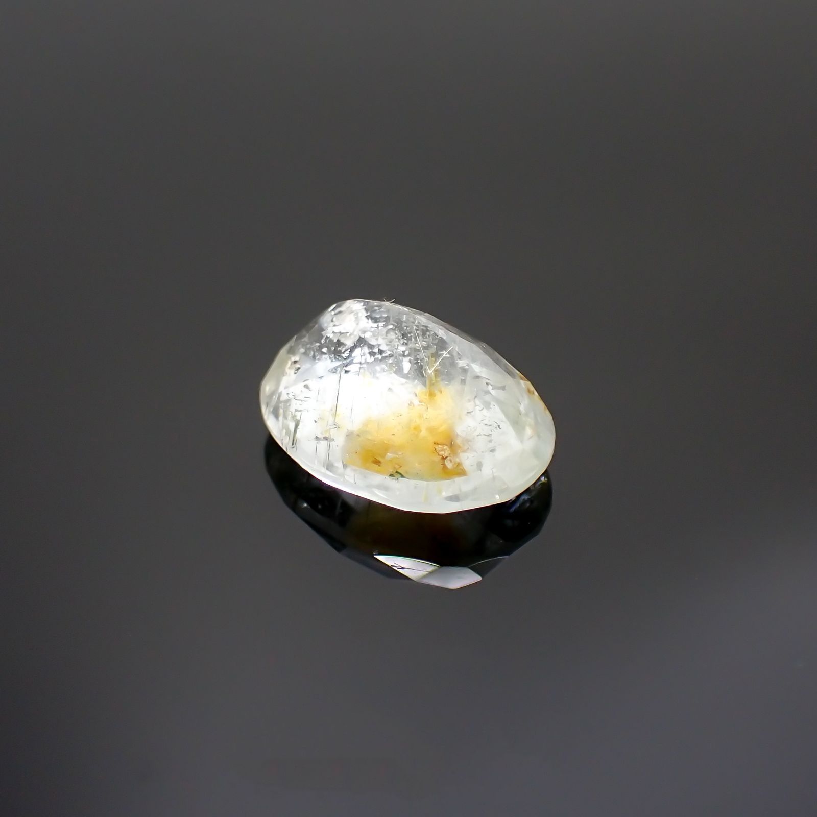 オーロラアクアマリン ブラジル産 4.06ct [220114403]12.1x9.2mm前後