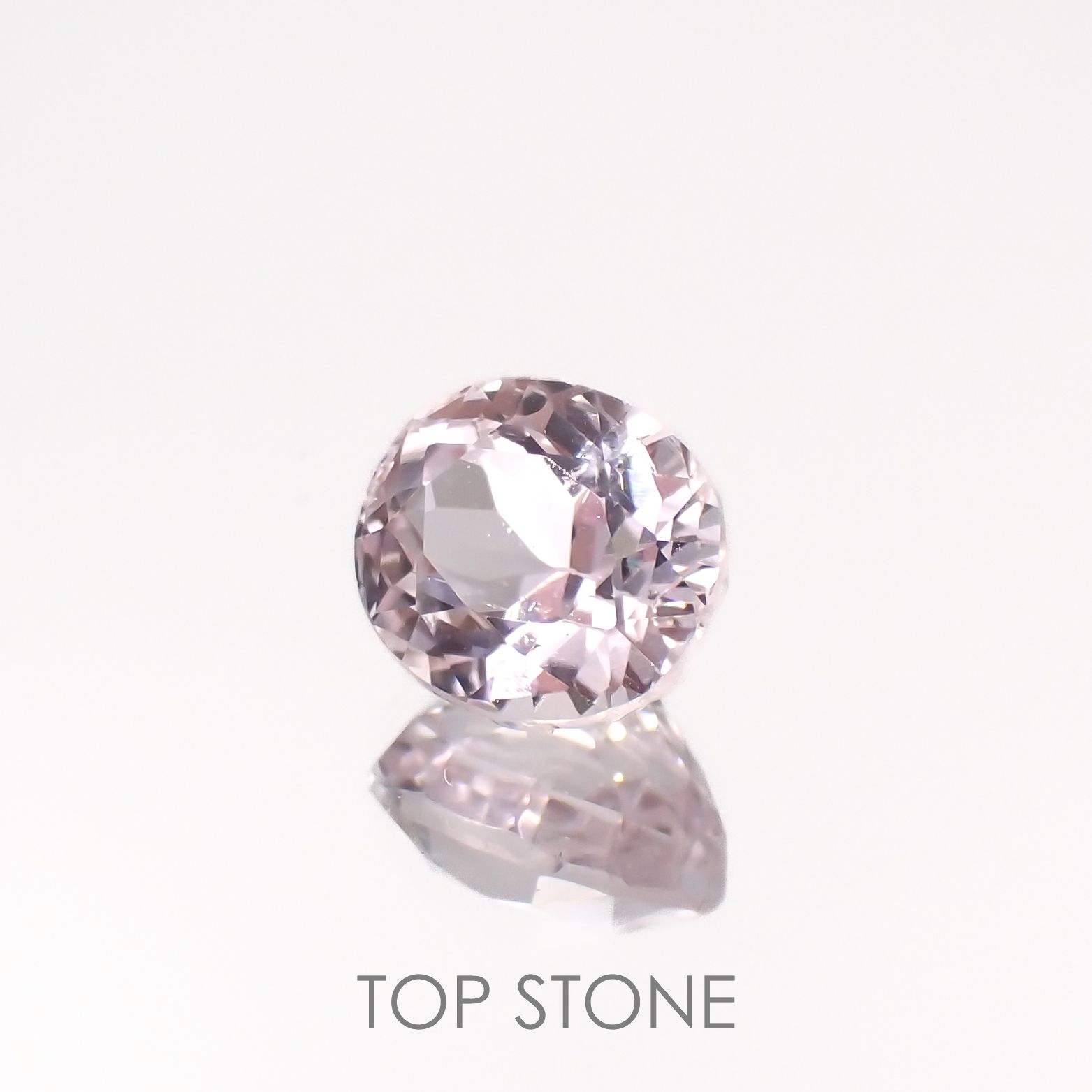 クンツァイト アフガニスタン産 1.72ct[221219609]7.3x6.4mm前後
