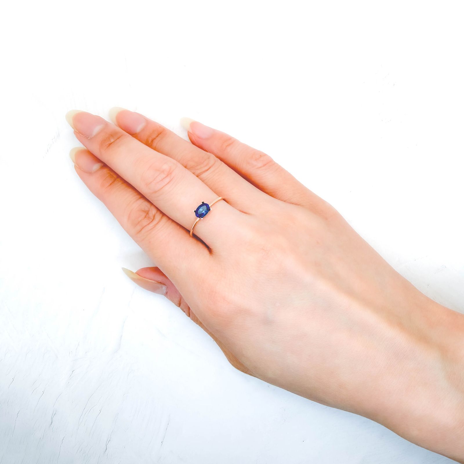 ディープブルーアパタイト マダガスカル産 0.50ct / 5.9x4mm前後 [260732600]