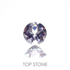 マリアライトフルオレッセンス(宝石名パープル・スキャポライト) スリランカ産 0.18ct 識別済[21049564]4×4mm前後