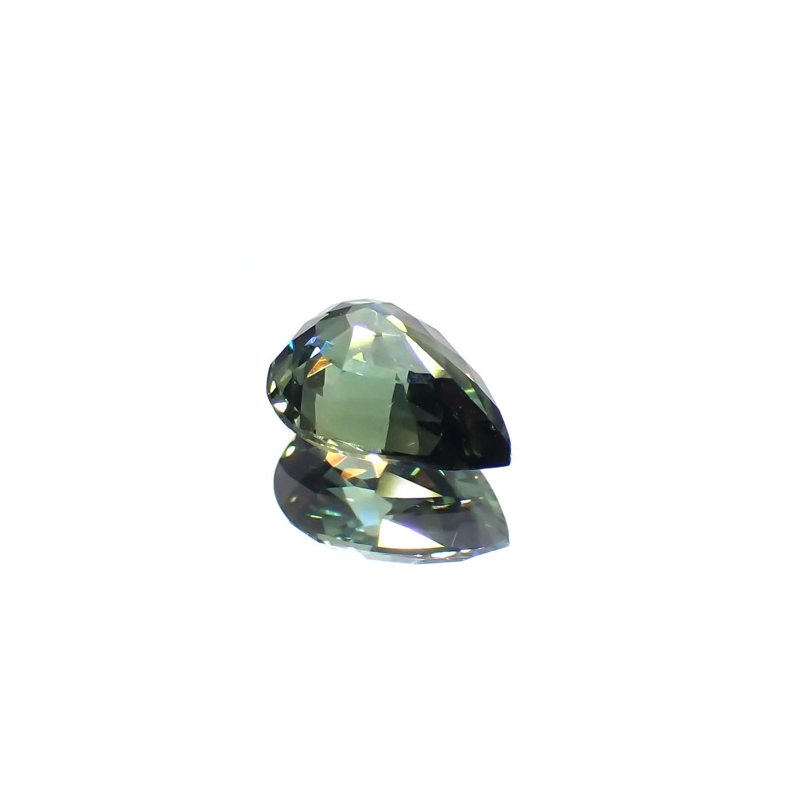 バイカラーサファイア(宝石名サファイア)マダガスカル/オーストラリア産 0.90ct 識別済[250114841]7.1x5.1mm前後