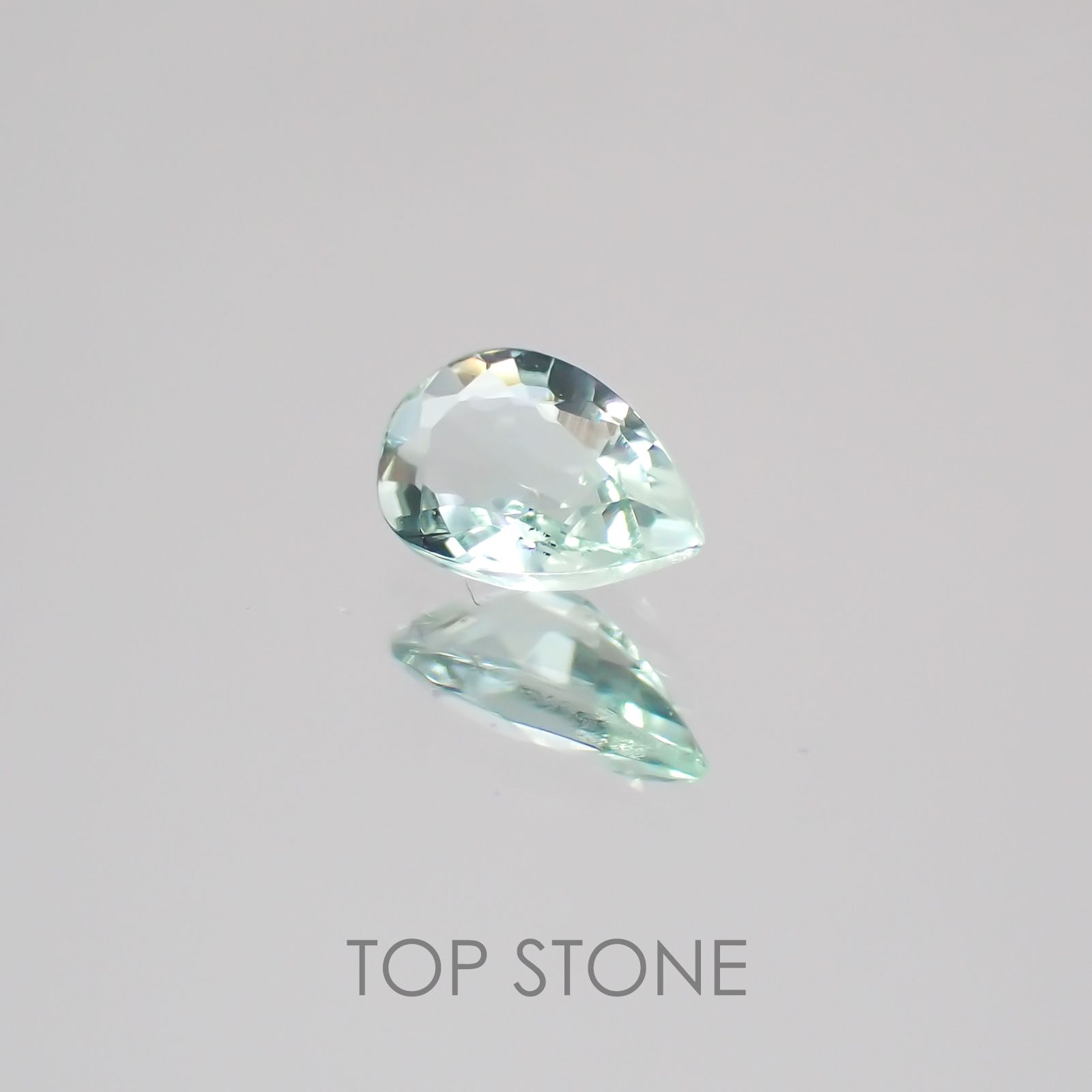 ミントベリル(宝石名グリーン・ベリル) ブラジル産 0.16ct 識別済[21019705]4.9×3.2mm前後