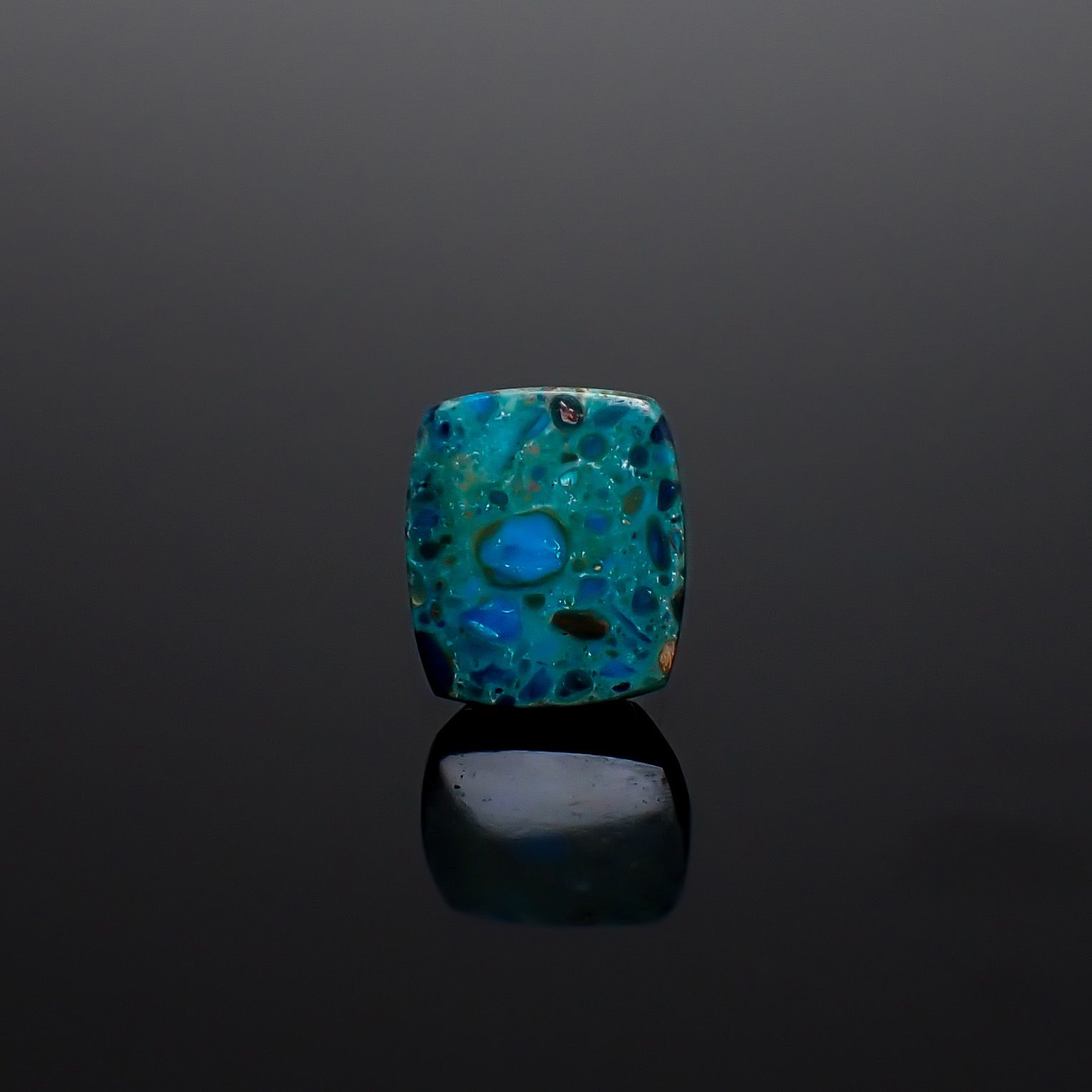 ブルーオパール ペルー産 4.61ct / 12.4x10.8mm前後 [260933091]