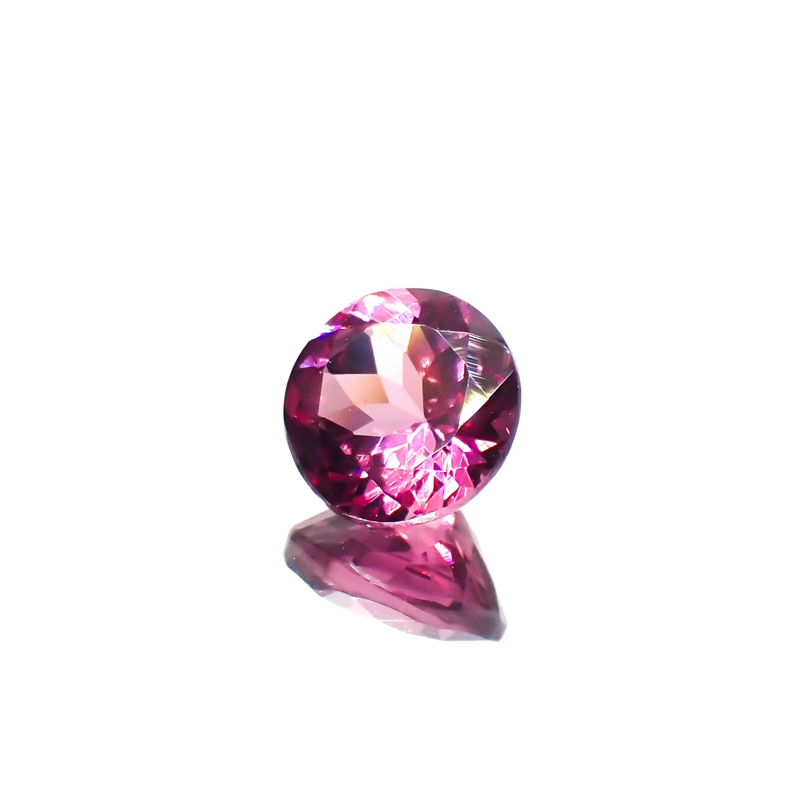 カラーシフトマラヤガーネット タンザニア産 1.38ct[231124341]6.6x6.6mm前後
