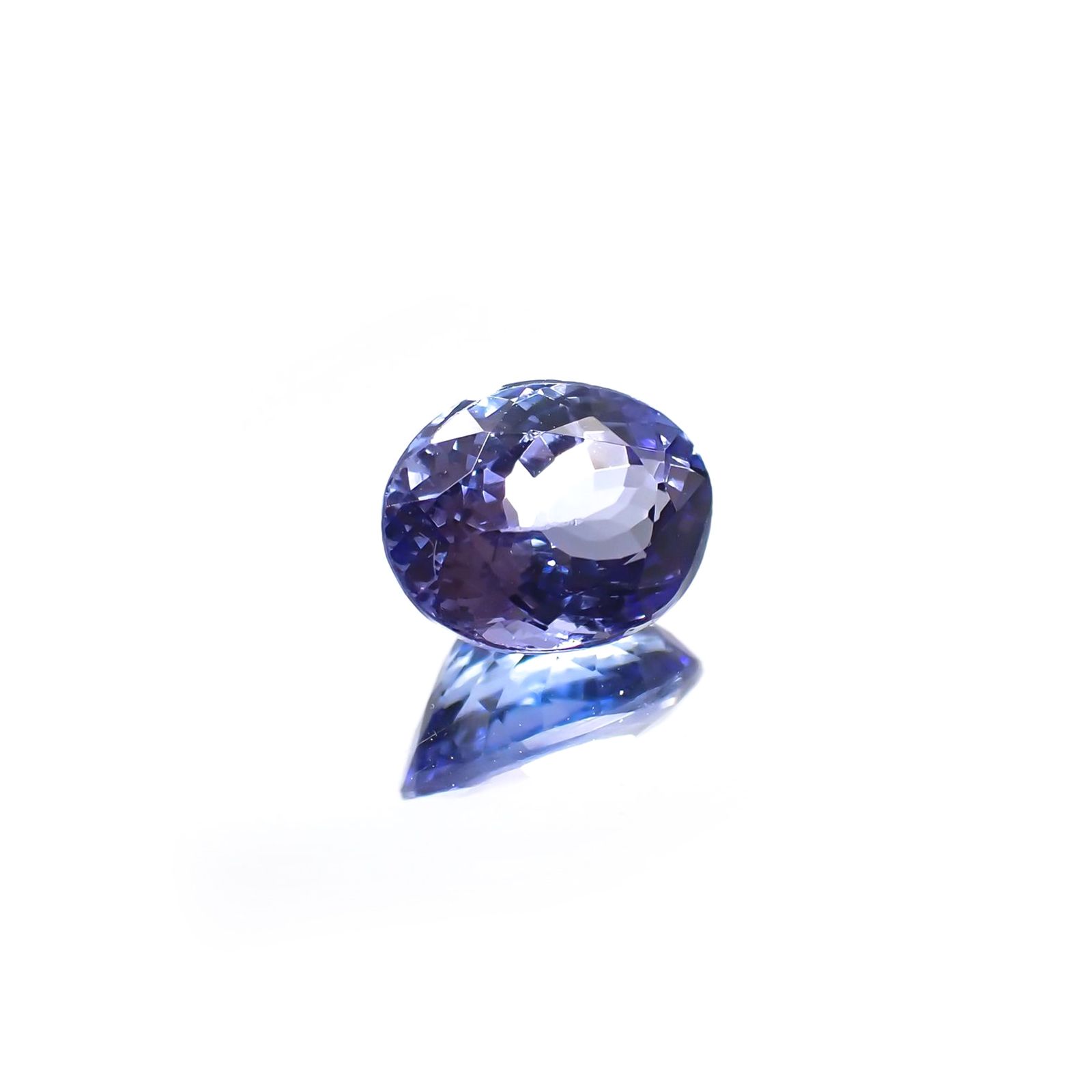 タンザナイト(宝石名タンザナイト) タンザニア産 1.85ct 識別済[210711833]8.4×6.4mm前後