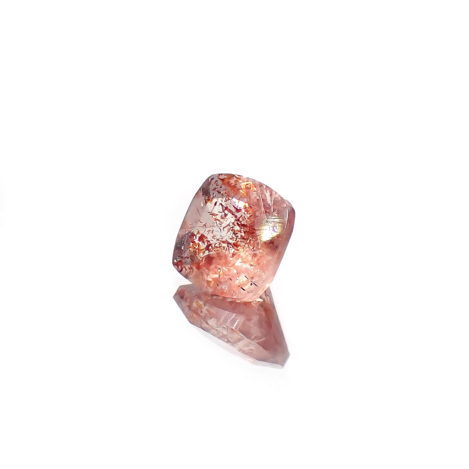 ファイヤークォーツ ナイジェリア産 2.10ct[240326713]8.1x8mm前後
