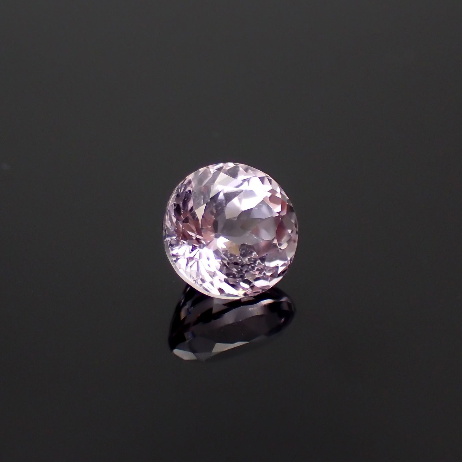 クンツァイト アフガニスタン産 2.59ct[231124353]8x7.9mm前後