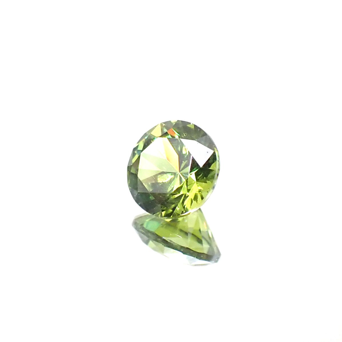 デマントイドガーネット(宝石名デマントイド・ガーネット)ロシア産 0.58ct 識別済[231224554]4.9x5mm前後