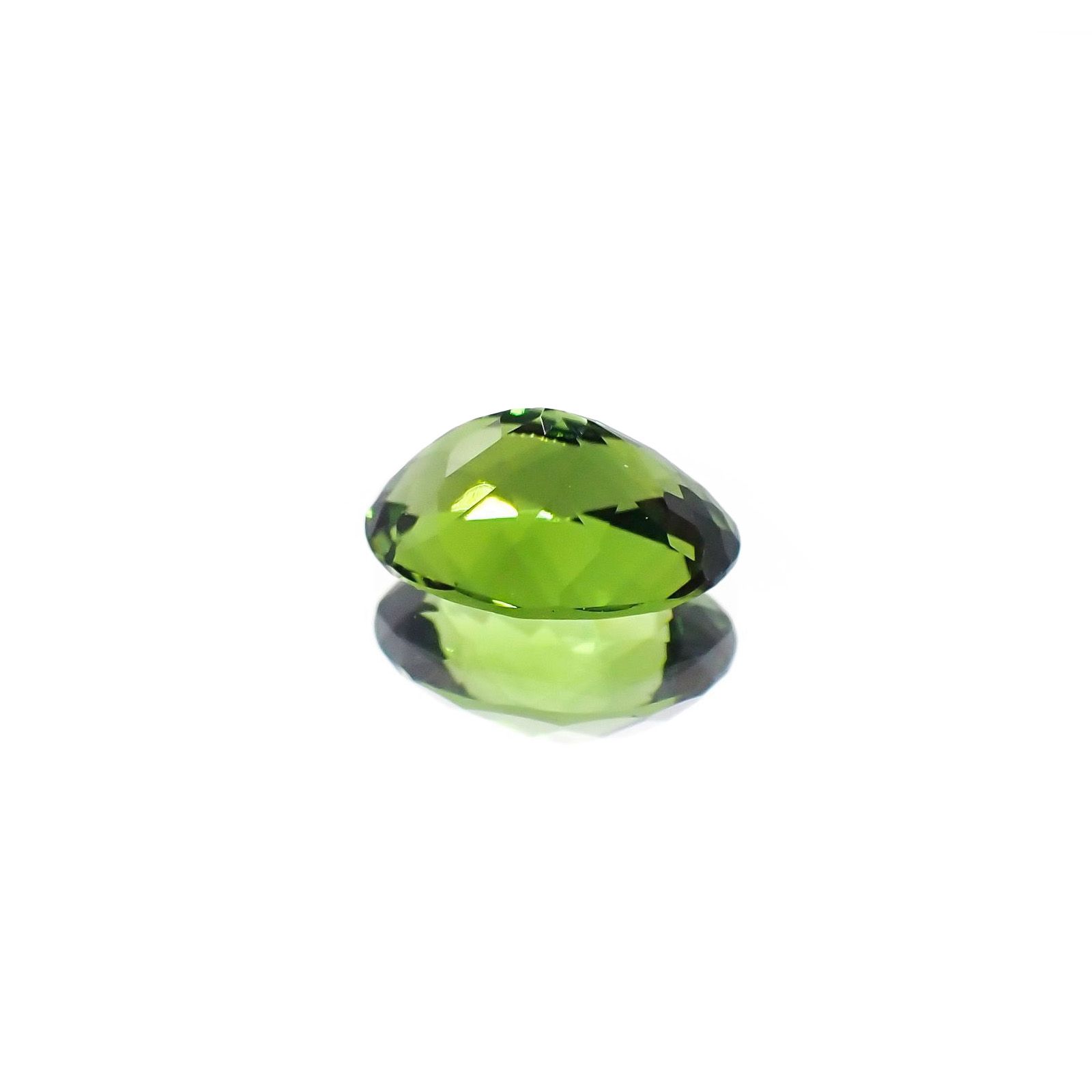 クロムトルマリン(宝石名バナジウム(クロム)・トルマリン)タンザニア産 ソ付(彩珠) 1.018ct / 7.8x5.4mm前後 [230823072]