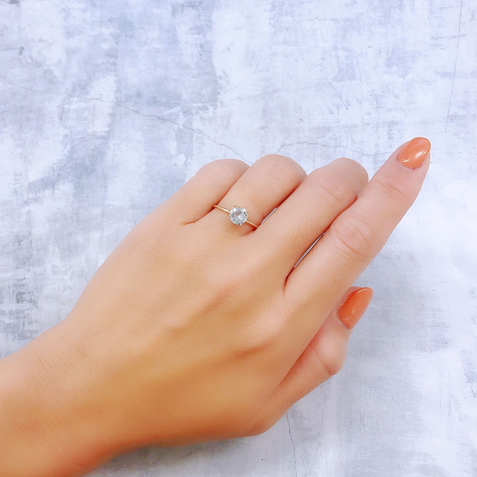 フェナカイト(宝石名フェナカイト)マダガスカル産 0.82ct 識別済[221018413]6.1x6mm前後