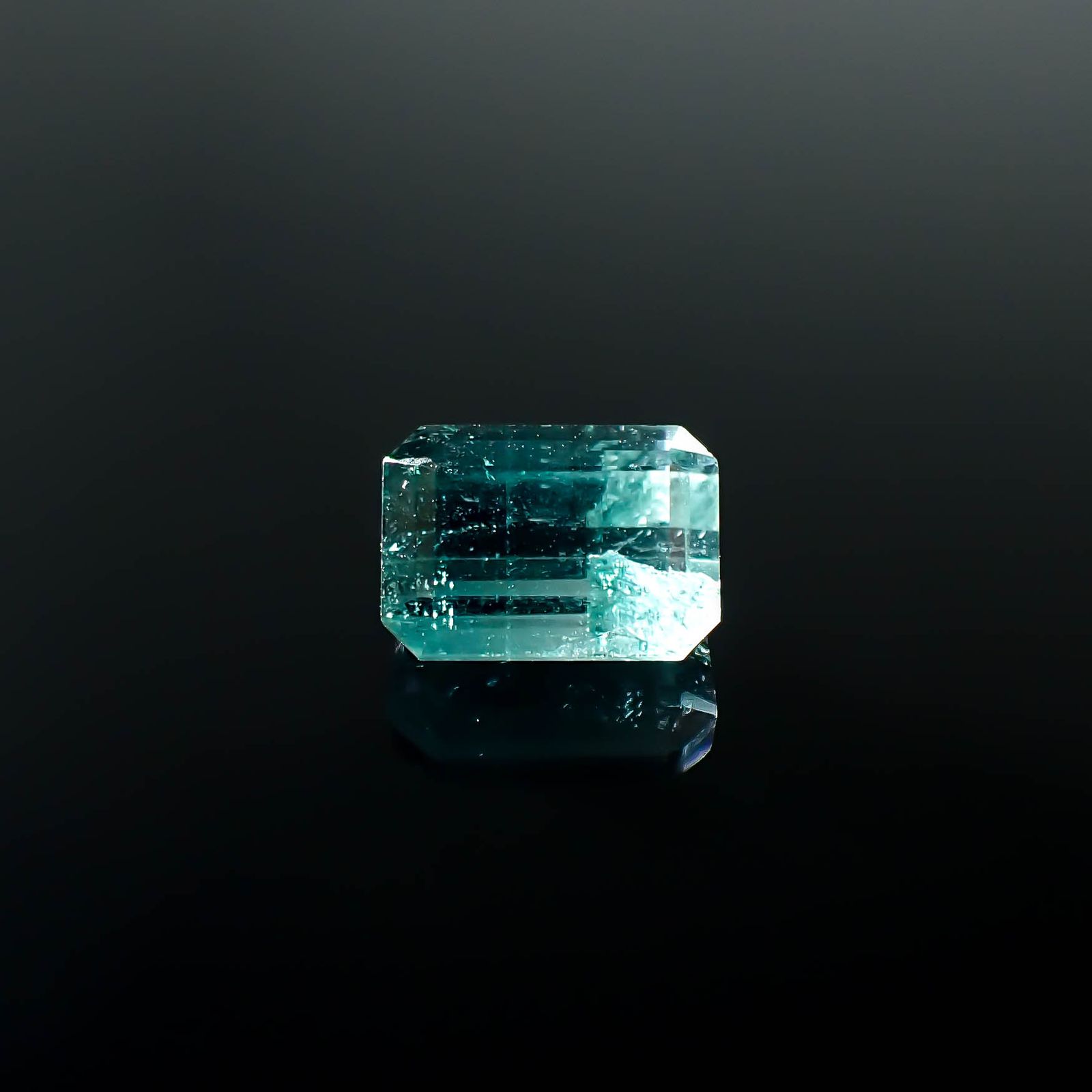 バイカラートルマリン アフガニスタン産 1.72ct [250730924]7.5x5.3mm前後
