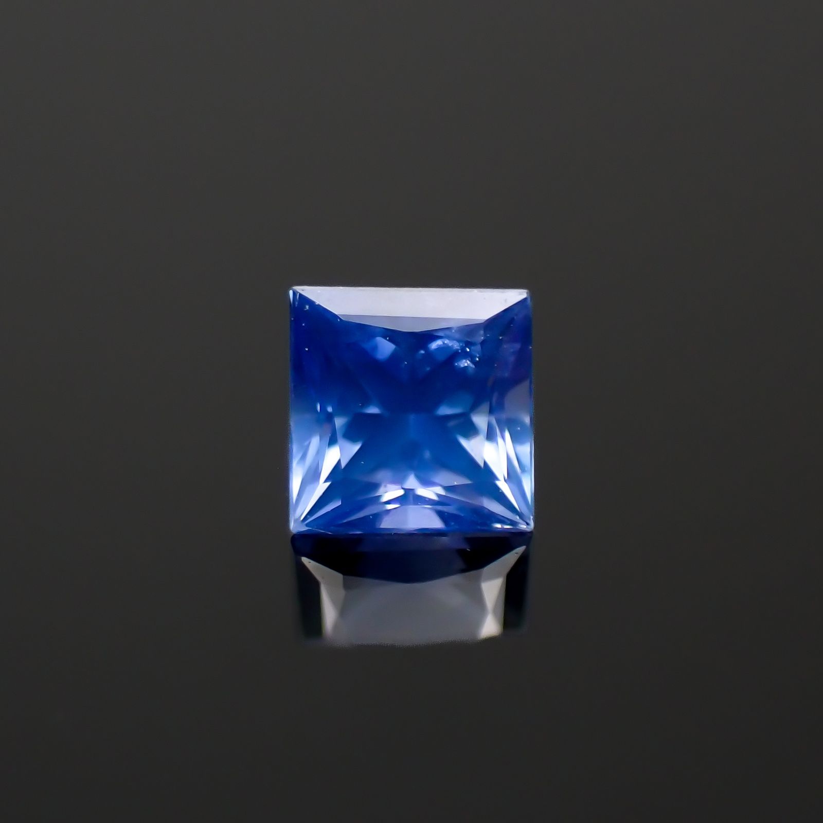 ◇プリンセスカット◇サファイア(宝石名サファイア)スリランカ産 0.21ct 識別済[230622454]3.1x3.1mm前後