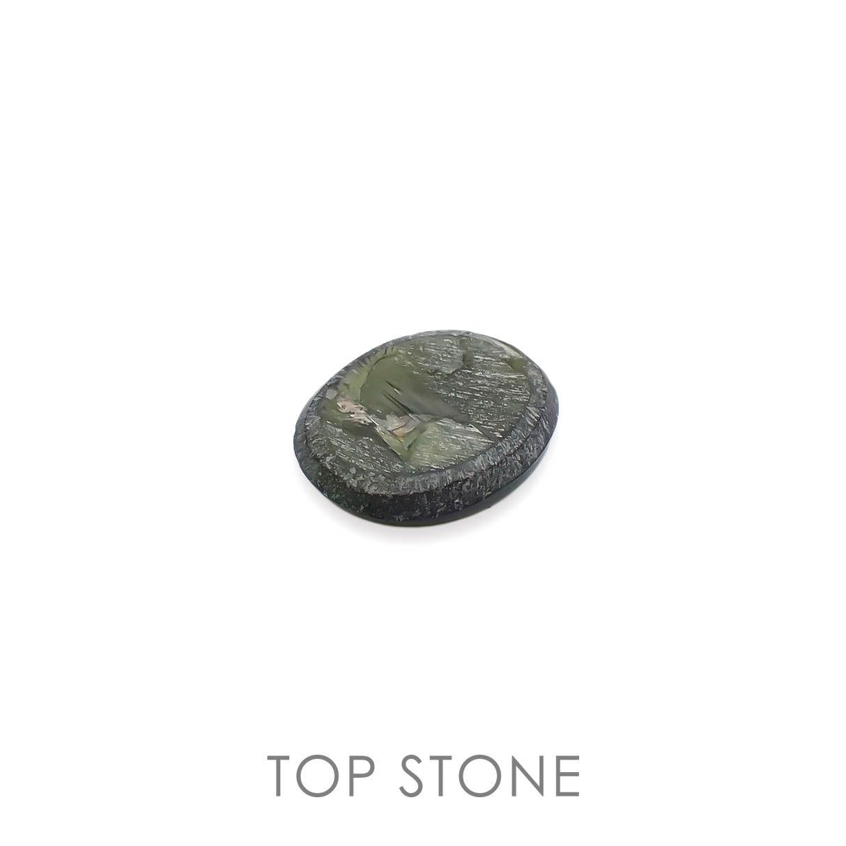 ダイオプサイドキャッツアイ(宝石名ダイオプサイト・キャッツアイ)ロシア産 2.298ct ソ付(CGL)[230120306]9.6x7.9mm前後