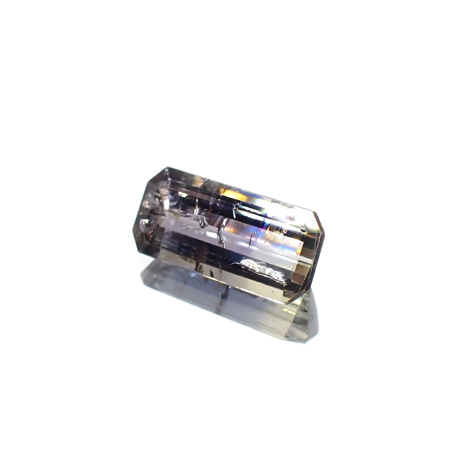 バイカラータンザナイト(宝石名バイカラー・ゾイサイト) タンザニア産 3.272ct ソ付(彩珠)[210410784]13.2×6.2mm前後